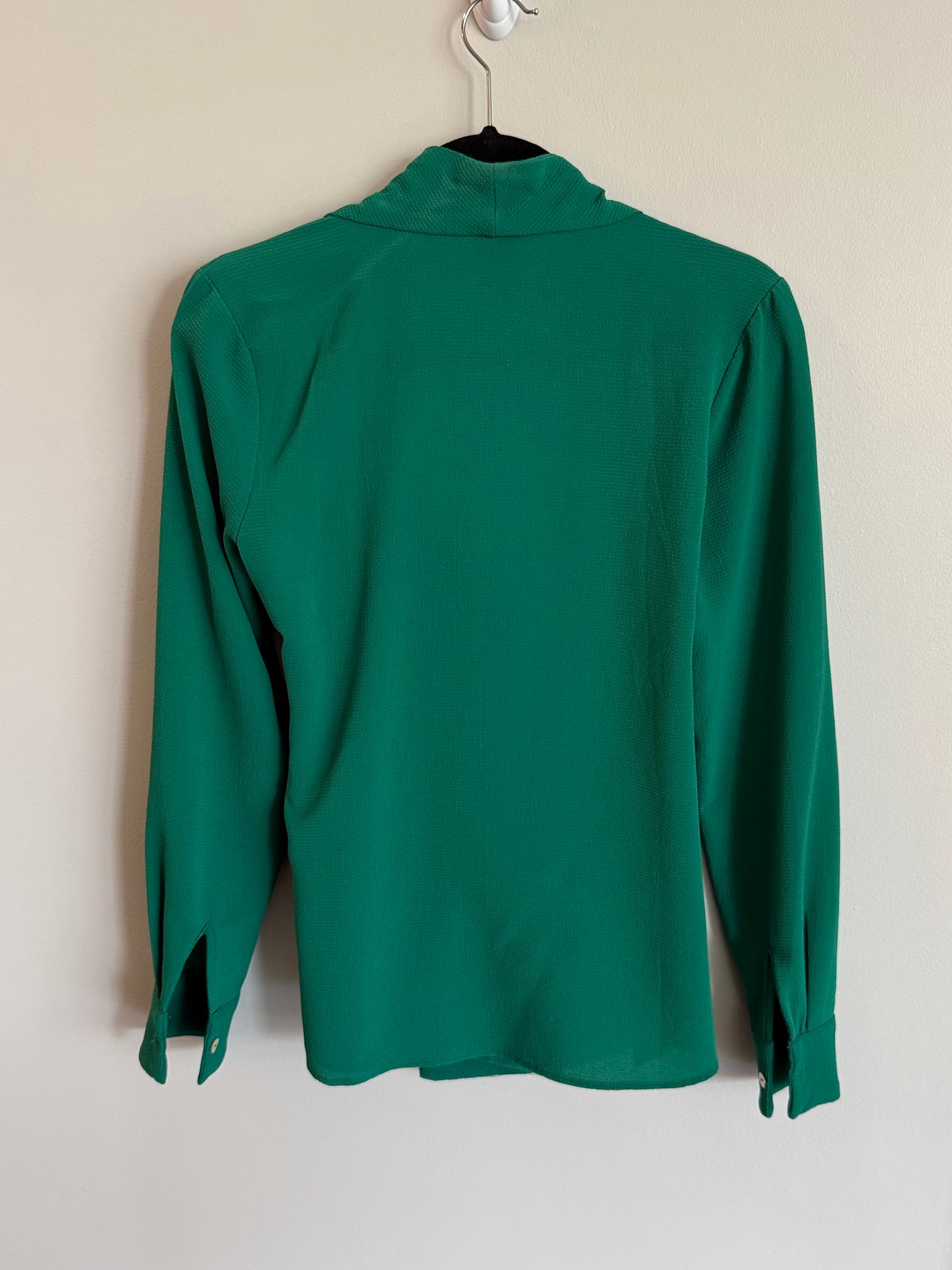 #173-women's long sleeve blouse size XS