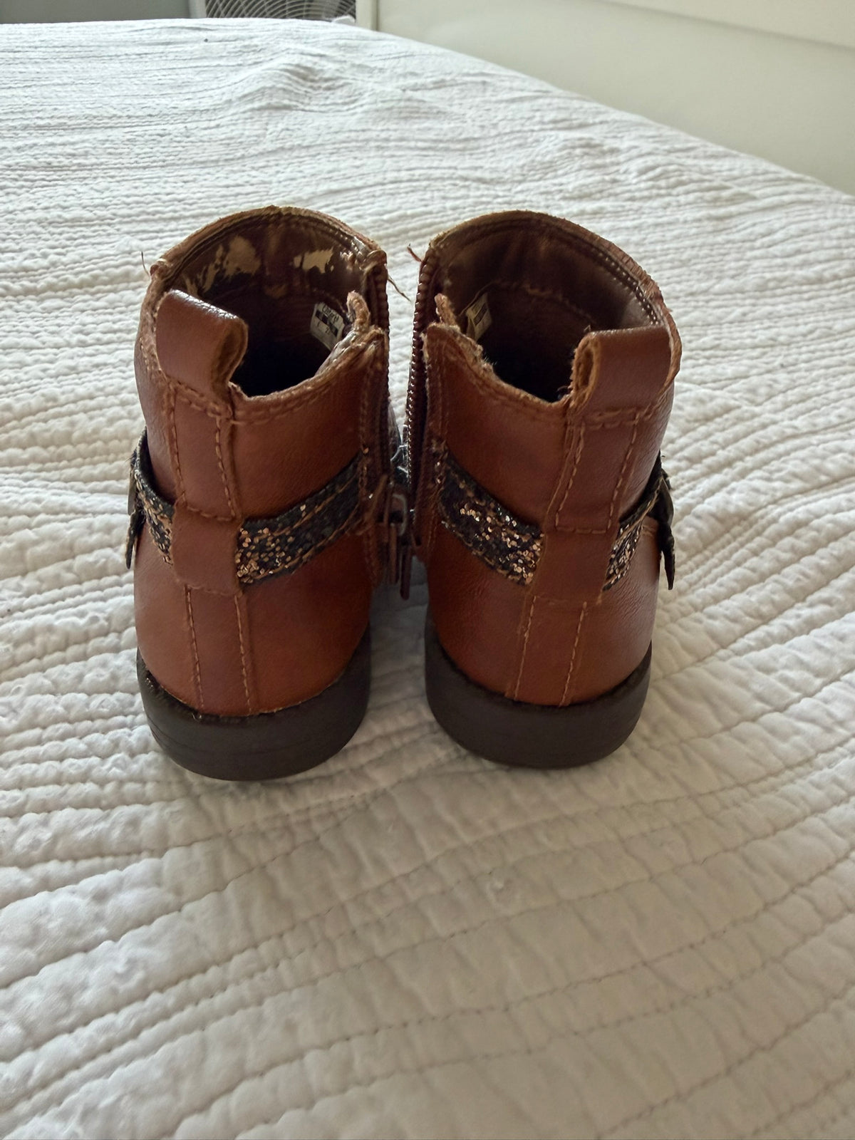 #49 Carters girls size 6 sparkle boots