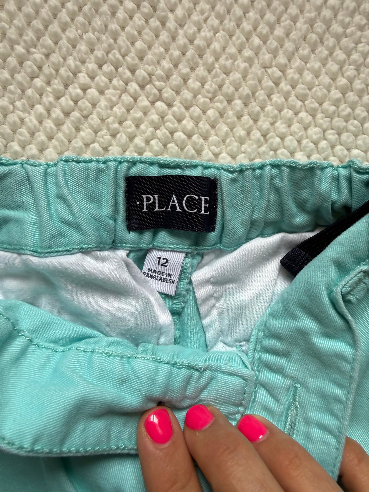 136 euc children's place boys size 12 teal shorts