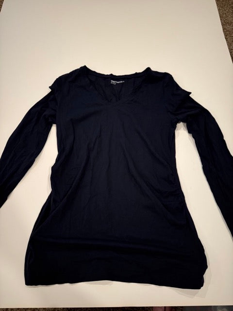 #9 - Various Brands - 4 Long Sleeve Maternity Shirts Women's SIZE M
