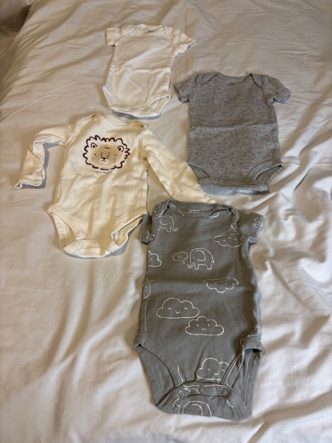 #210 Carter's Boys Bundle of Onesies Size 3 month "animal onesies" 4 included