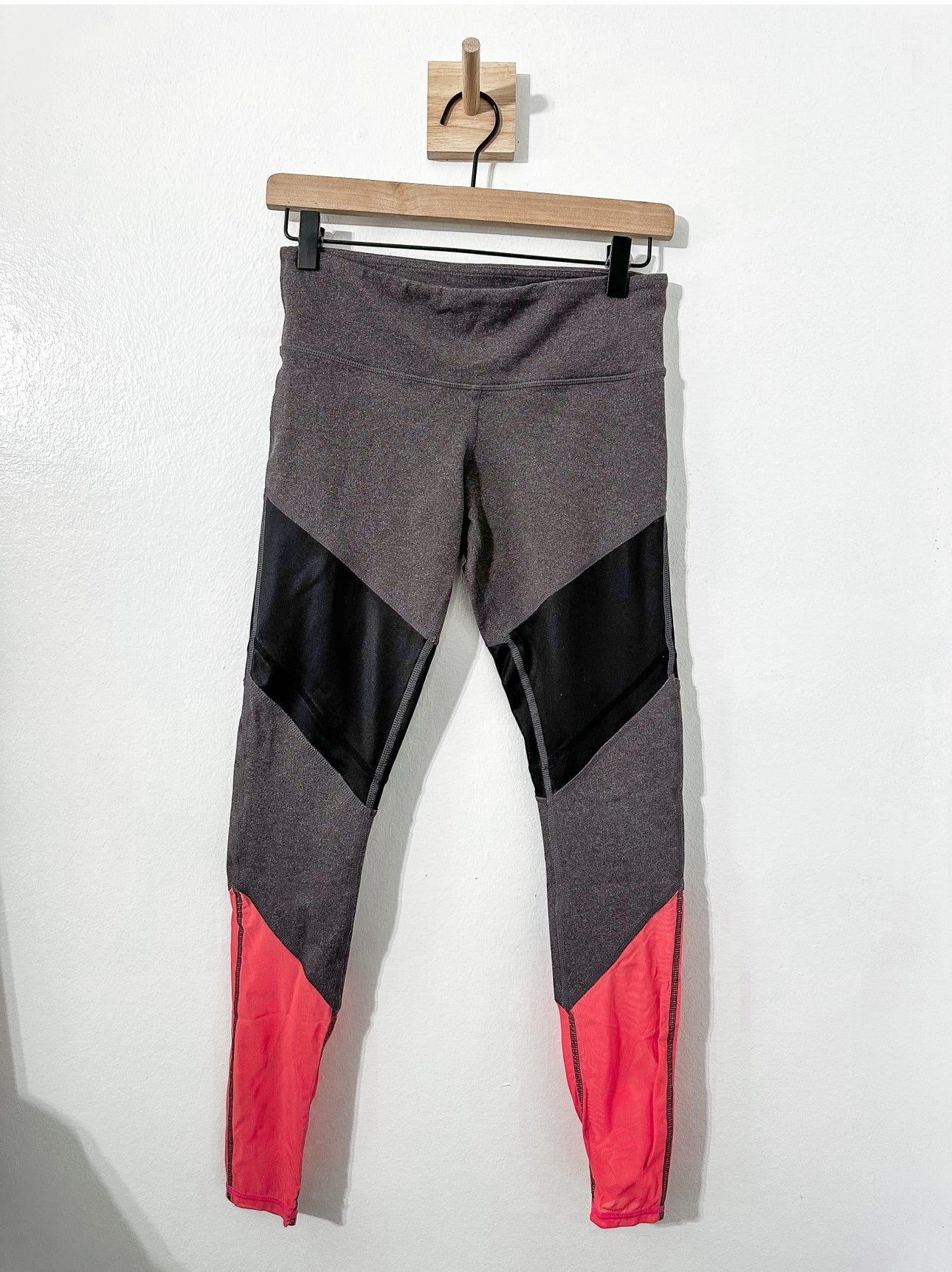 #111 Alo Yoga Sheila Colorblock Grey Low Rise Athletic Leggings Women’s Small