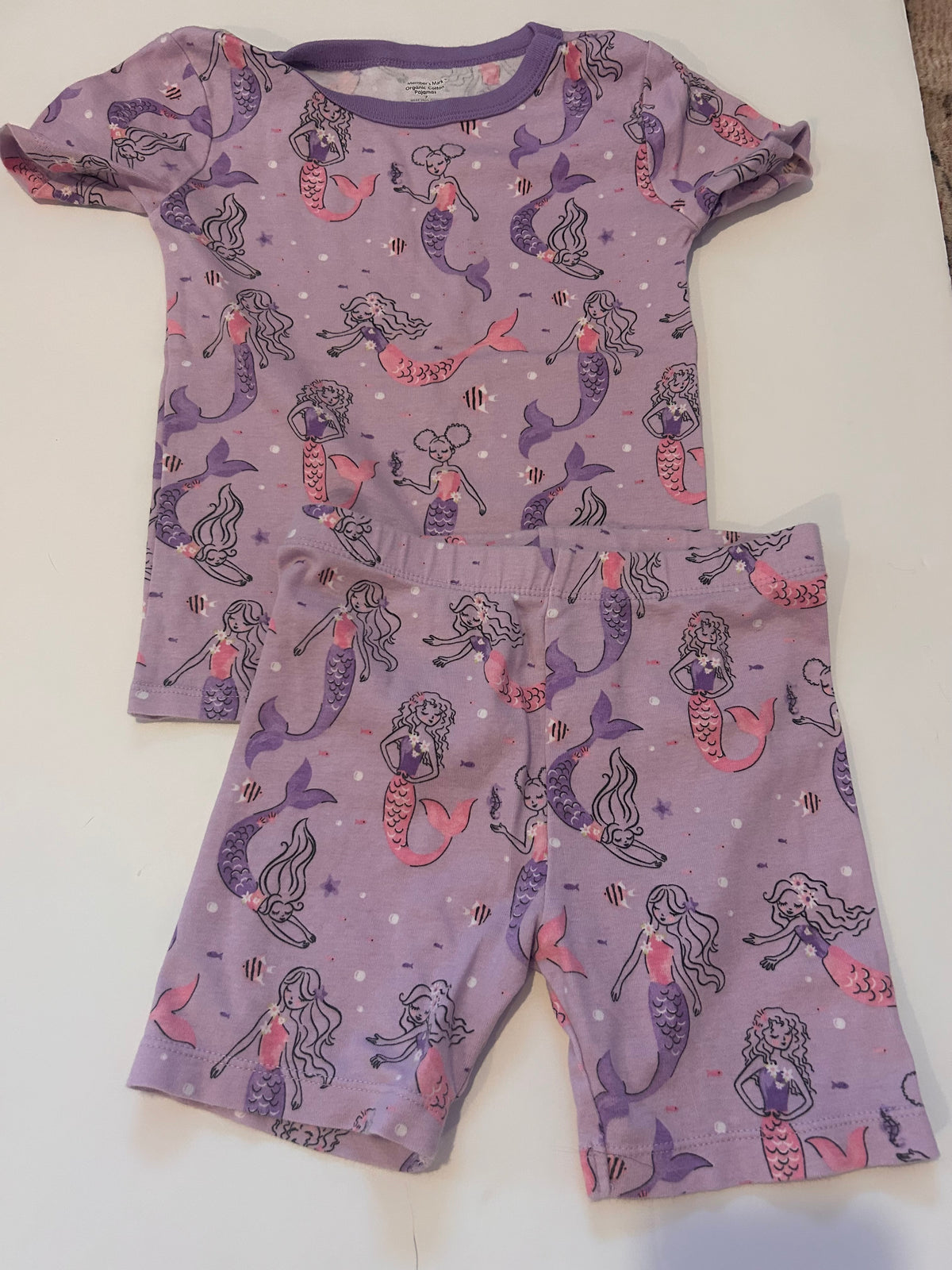 #56 Mermaid pjs size 7 VGUC