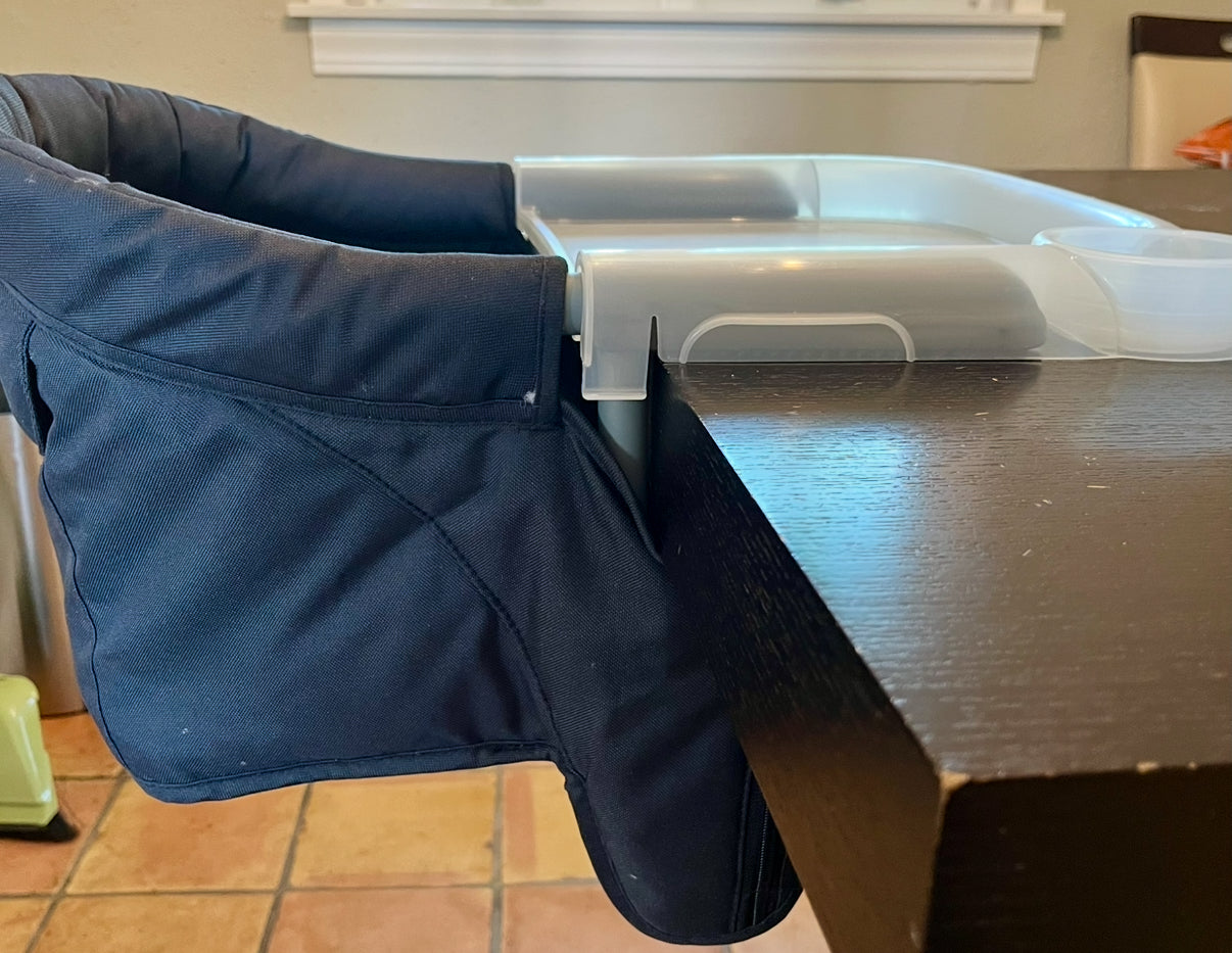 #173-Inglesina table chair and tray