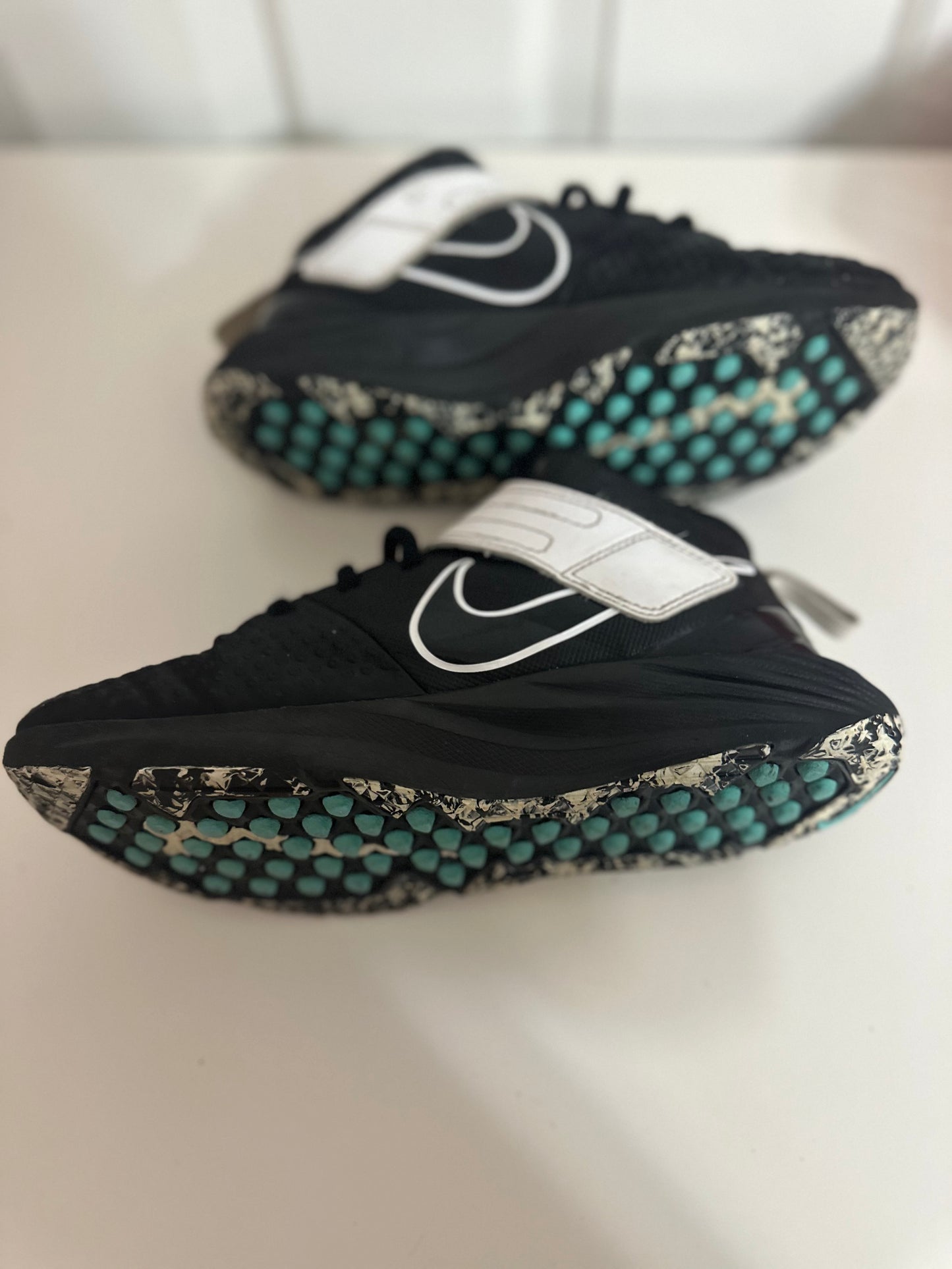 #23 boys Nike turf shoes size 4