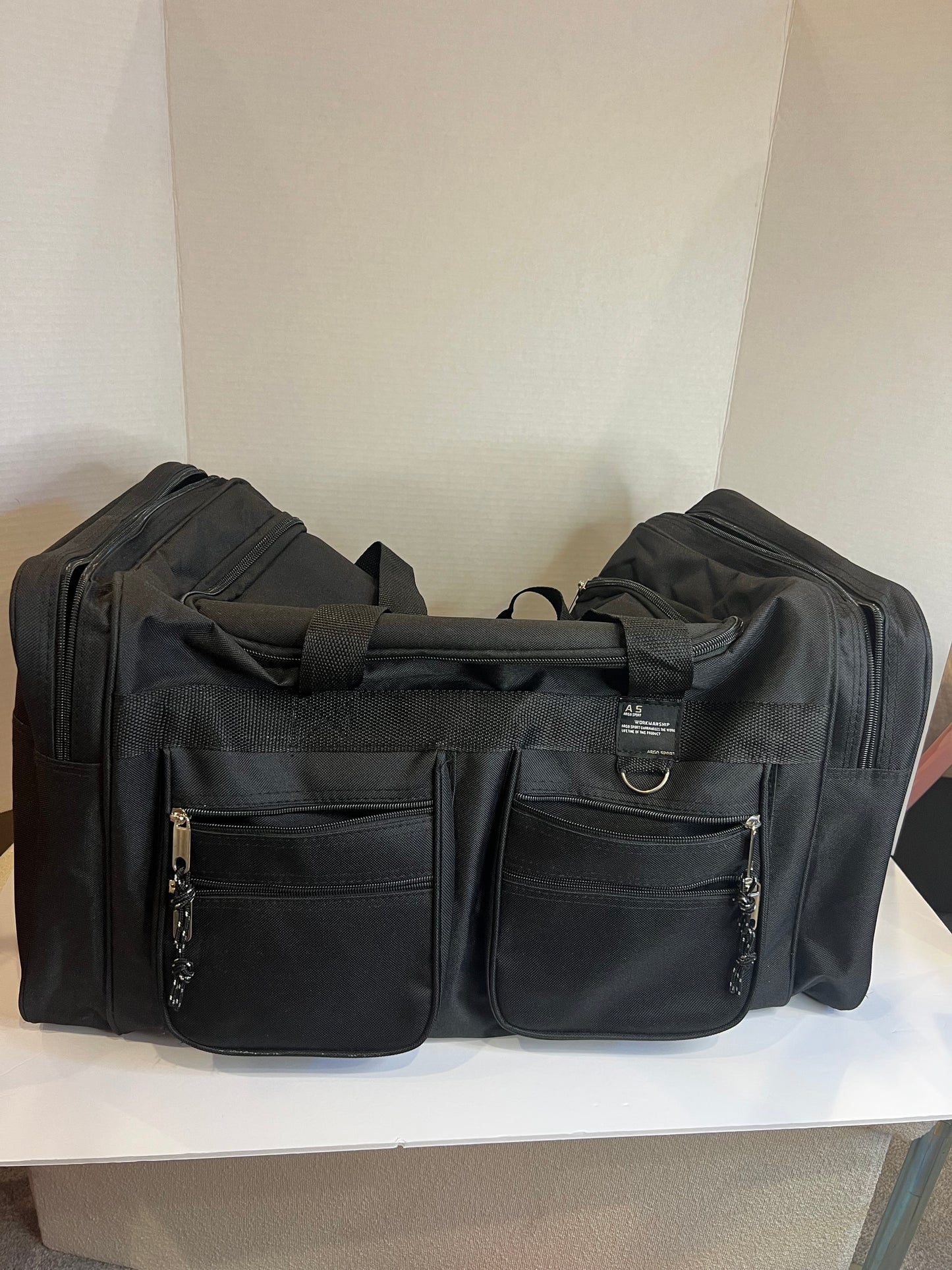 #156 Large black gym bag with tons of pockets and shoulder strap
