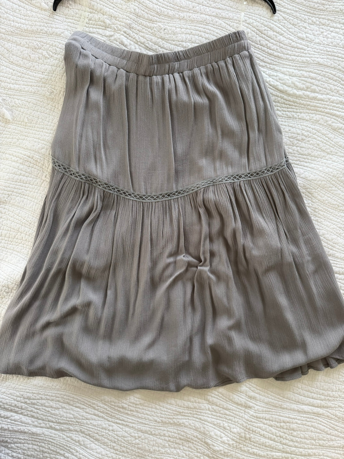#49 boutique size large gray midi skirt