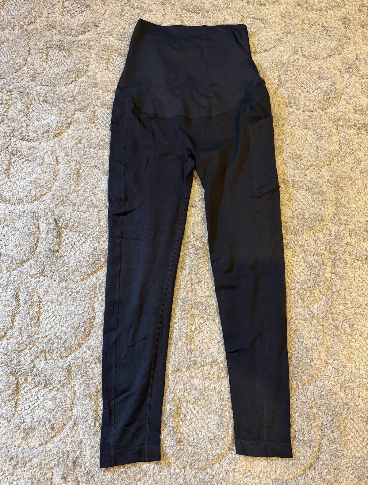 16 - Destination Maternity Leggings - Large