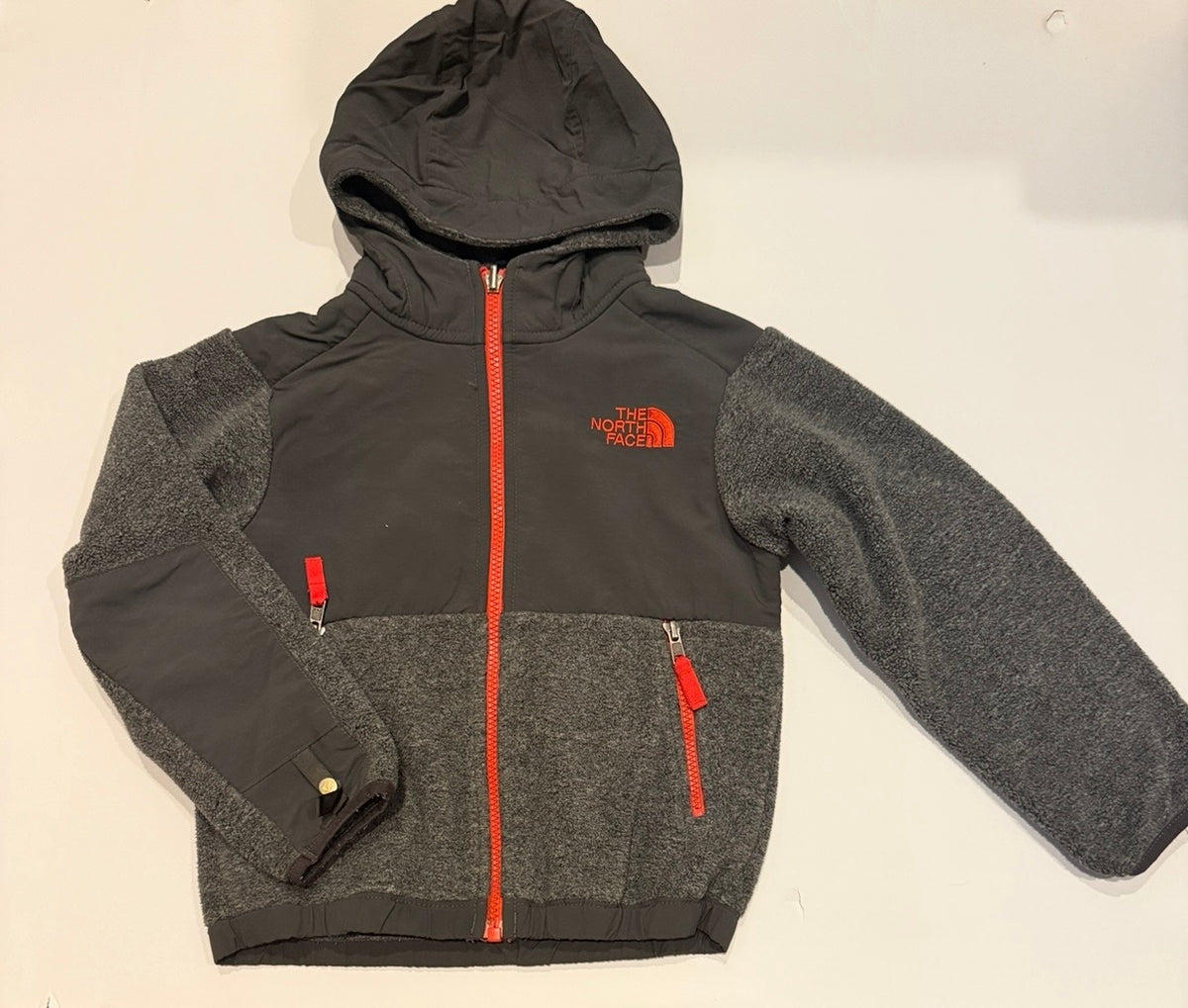 #41 | (5) North Face Fleece hooded Jacket, boy