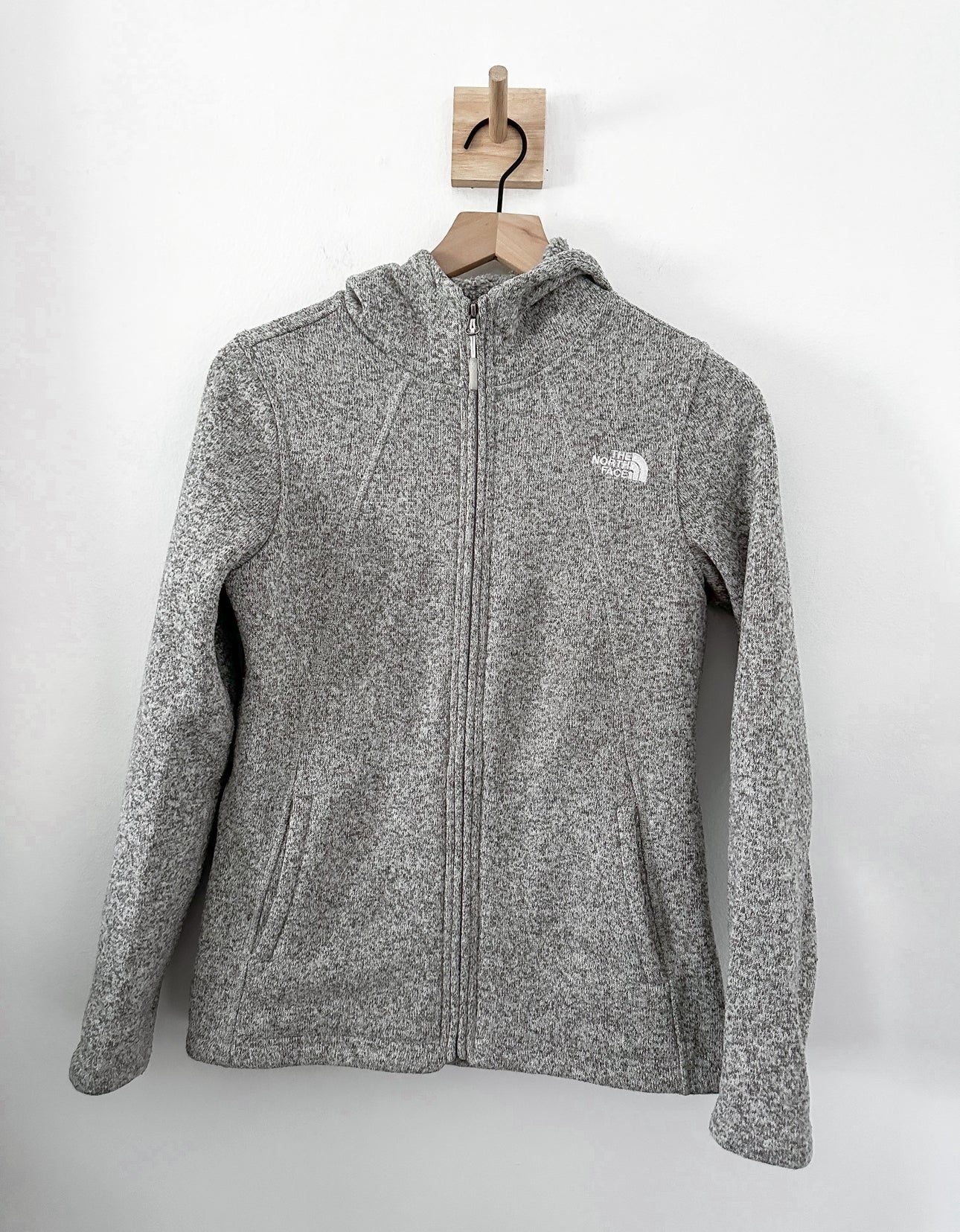 #111 Womens North Face Jacket Hood Small