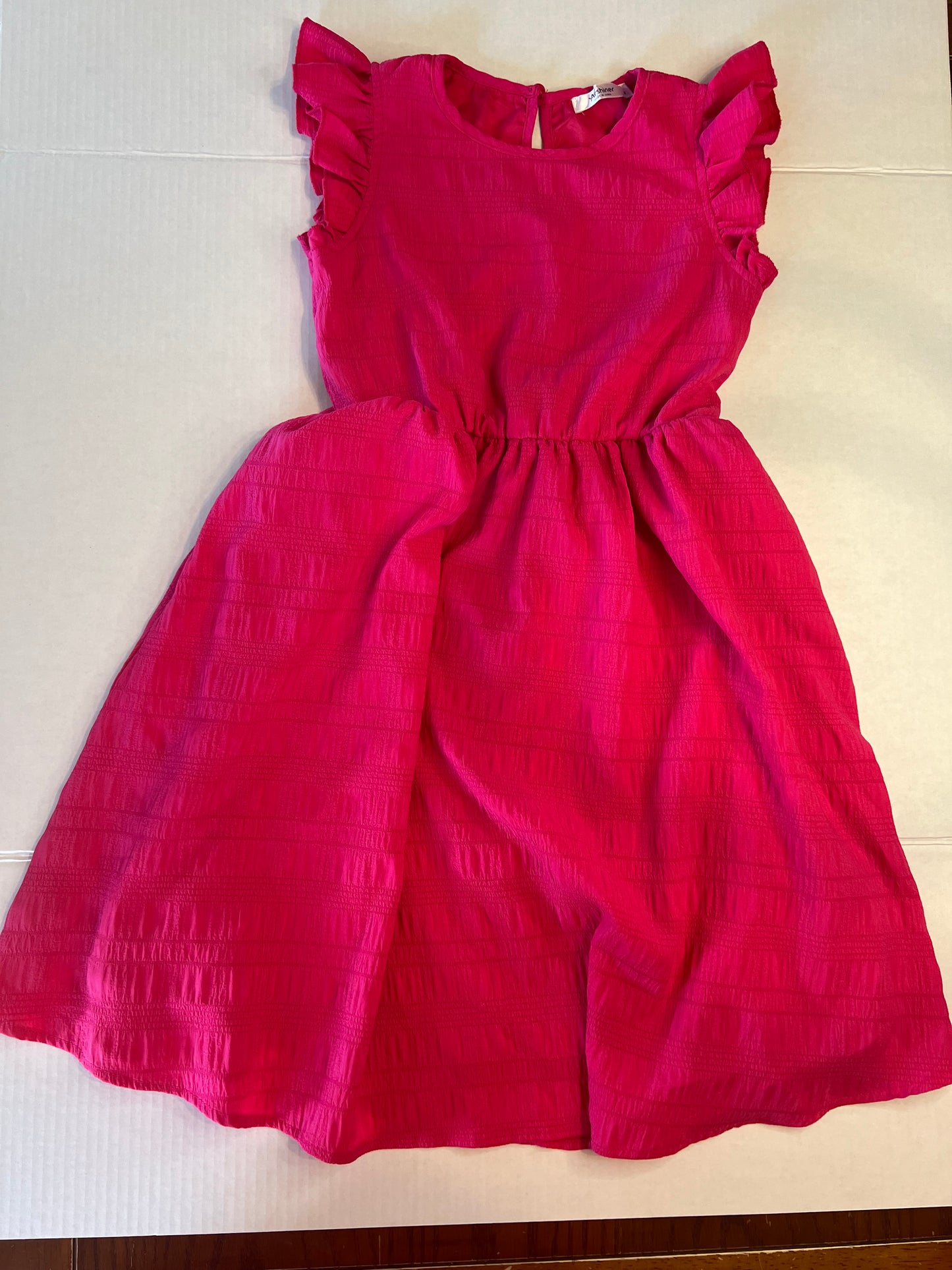#156 Arshiner girls size 8 hot pink dress with pockets