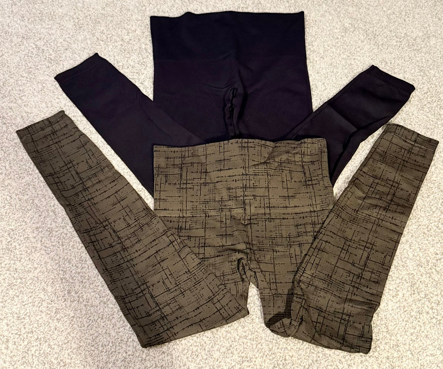 Seller #216, Women’s Spanx bundle of leggings, sz medium, EUC