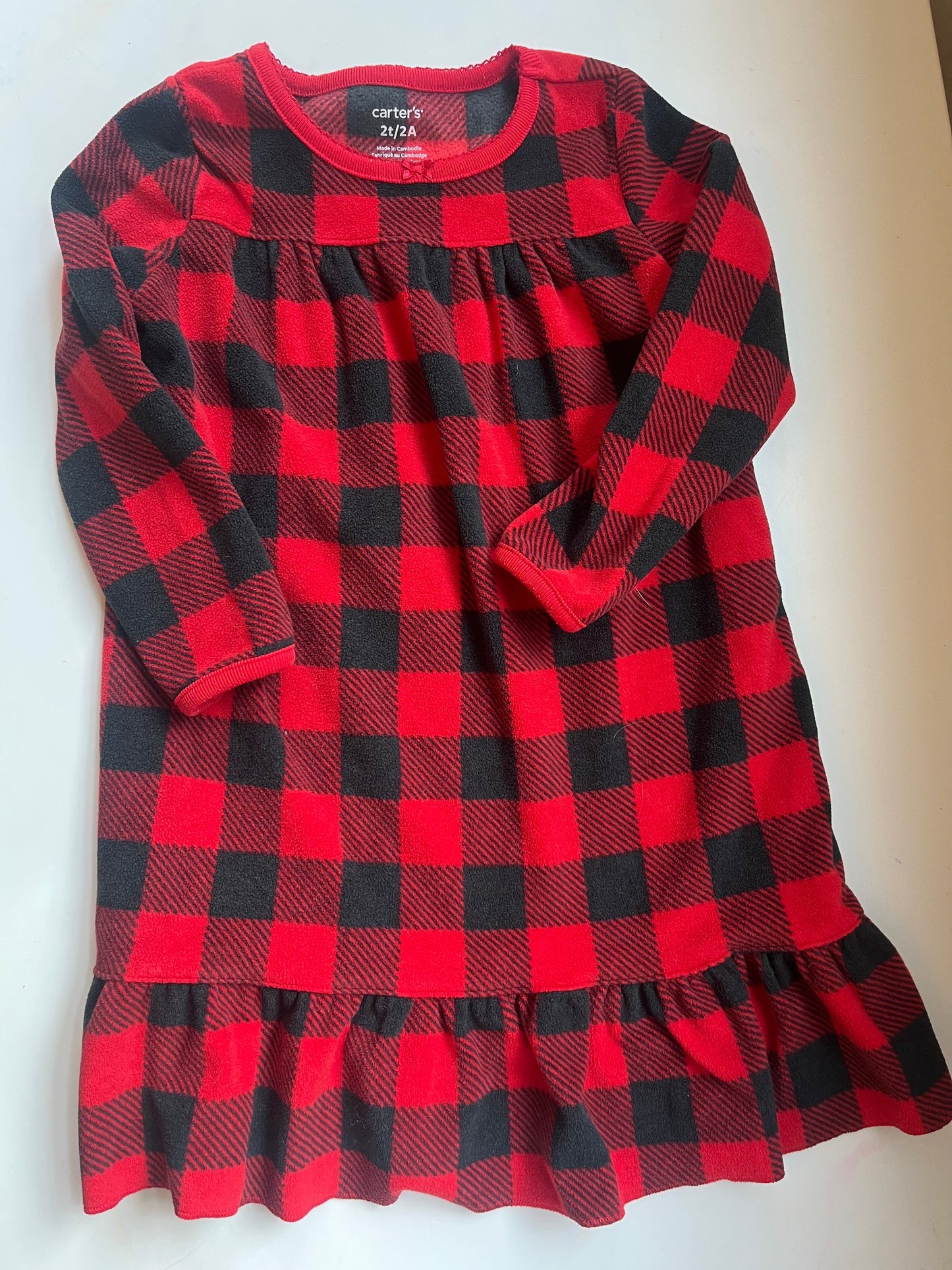 11/3 PRICE DROP Seller #20 Buffalo Check fleece nightgown 2t
