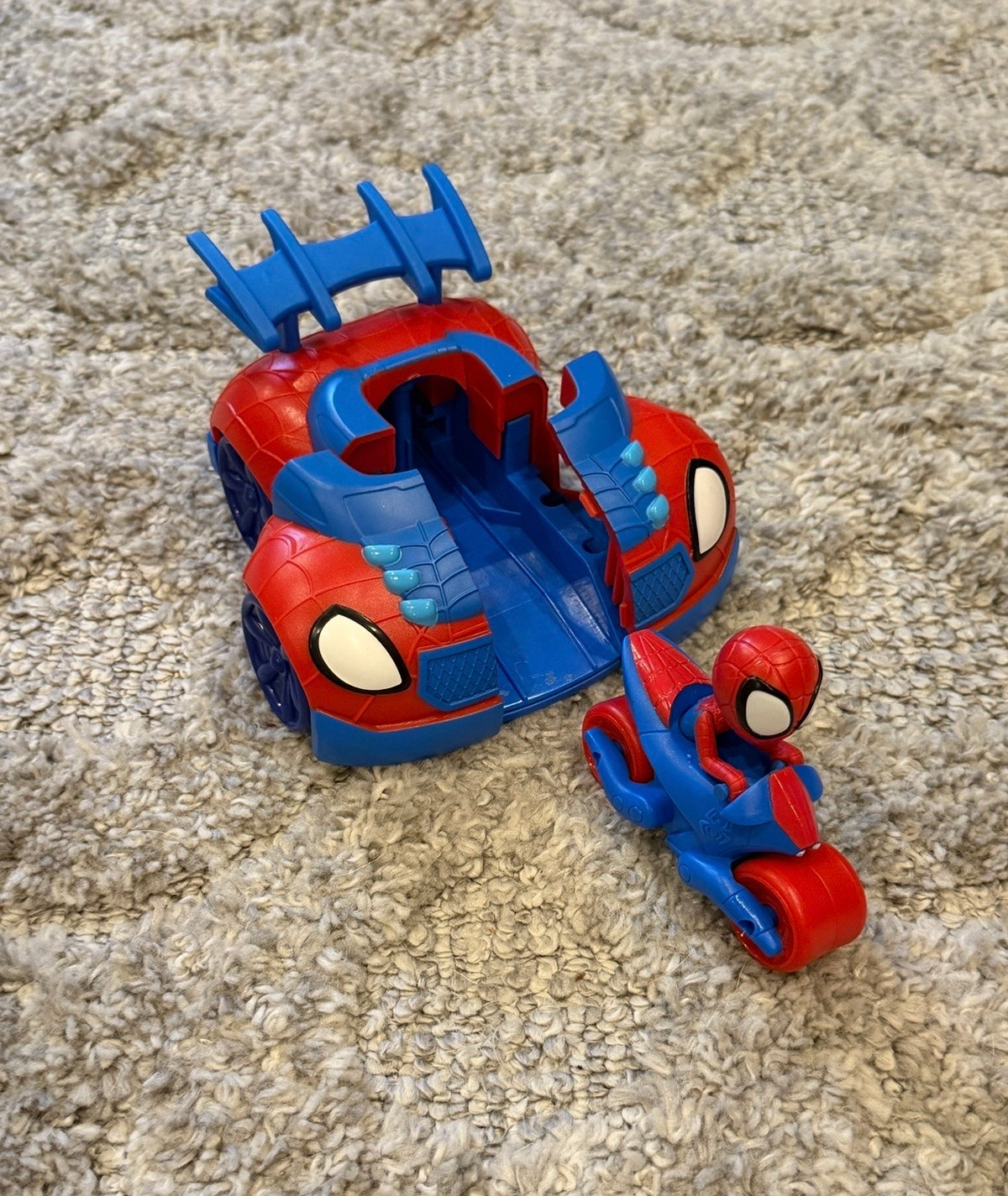 16 - Spidey Vehicle