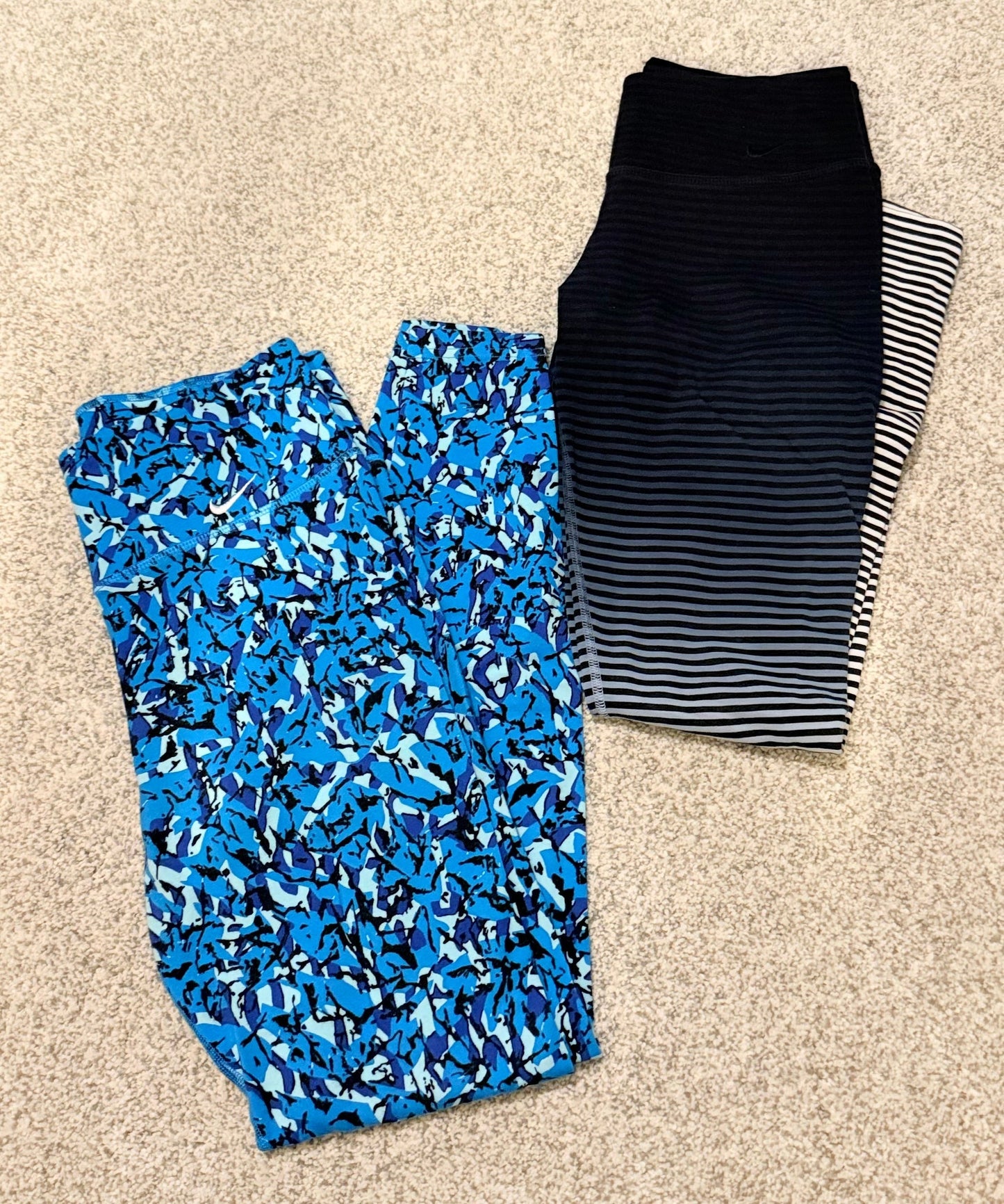 Seller #216, Women’s Nike cotton long leggings, sz small