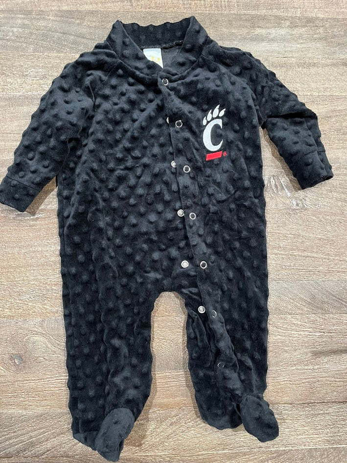 Seller #55 Little King 6-9 Month UC footed bodysuit