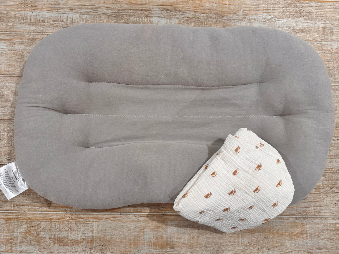 Seller #108 Snuggle Me Organic Infant Lounger