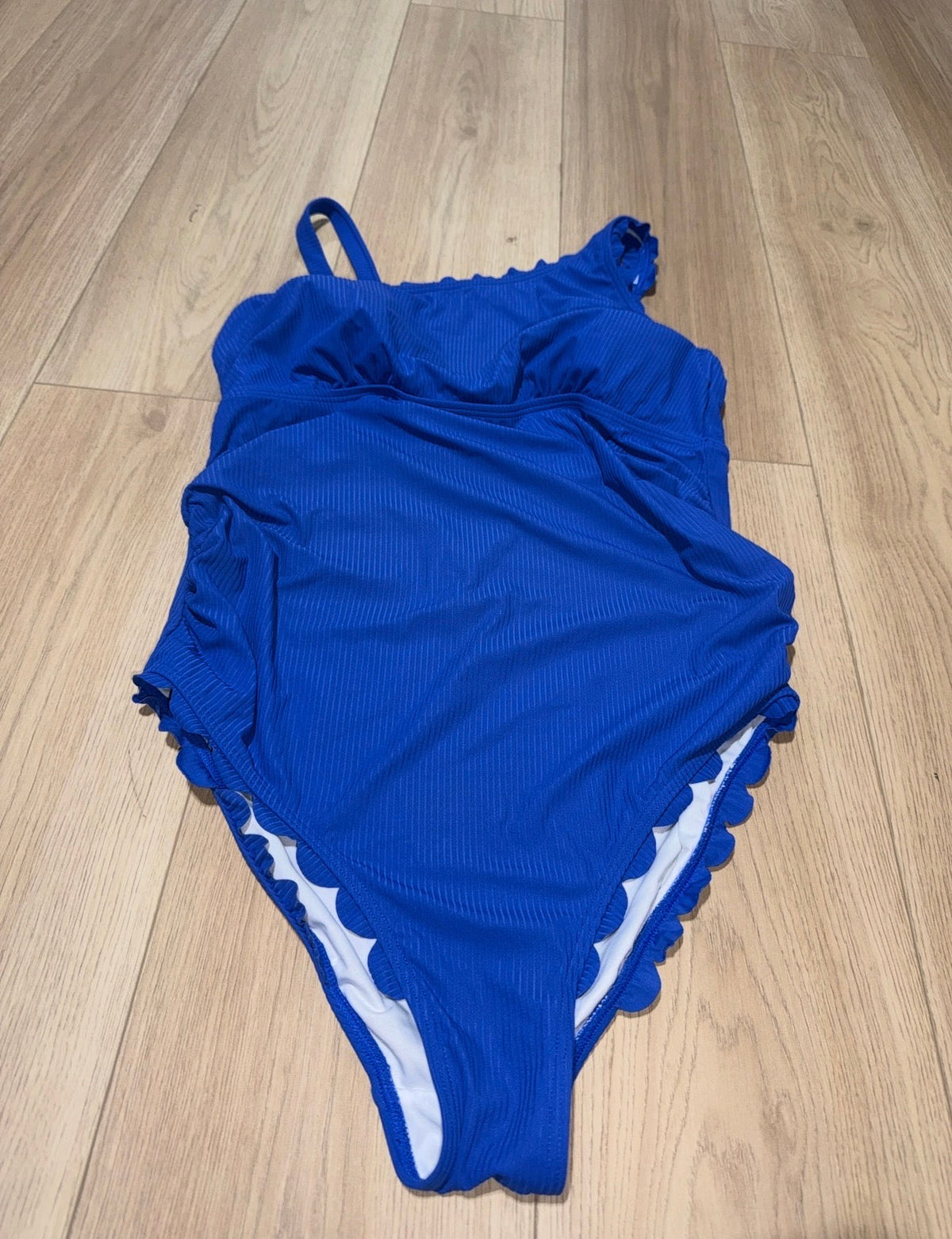 #162 Amazon Maternity Swim Large