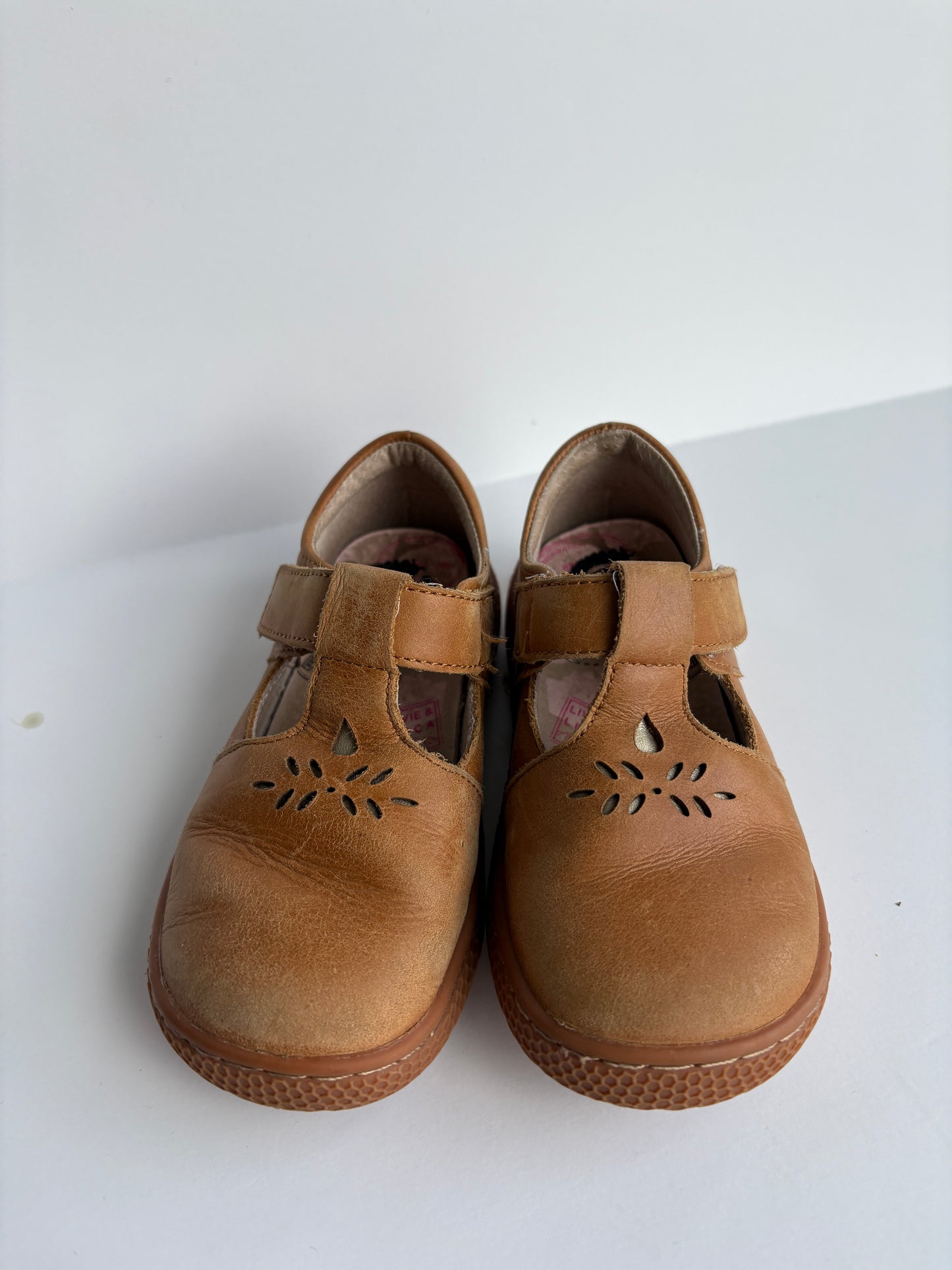 Seller #105 - Size 9c Girls Brown Livie and Luca Mary Janes GUC
