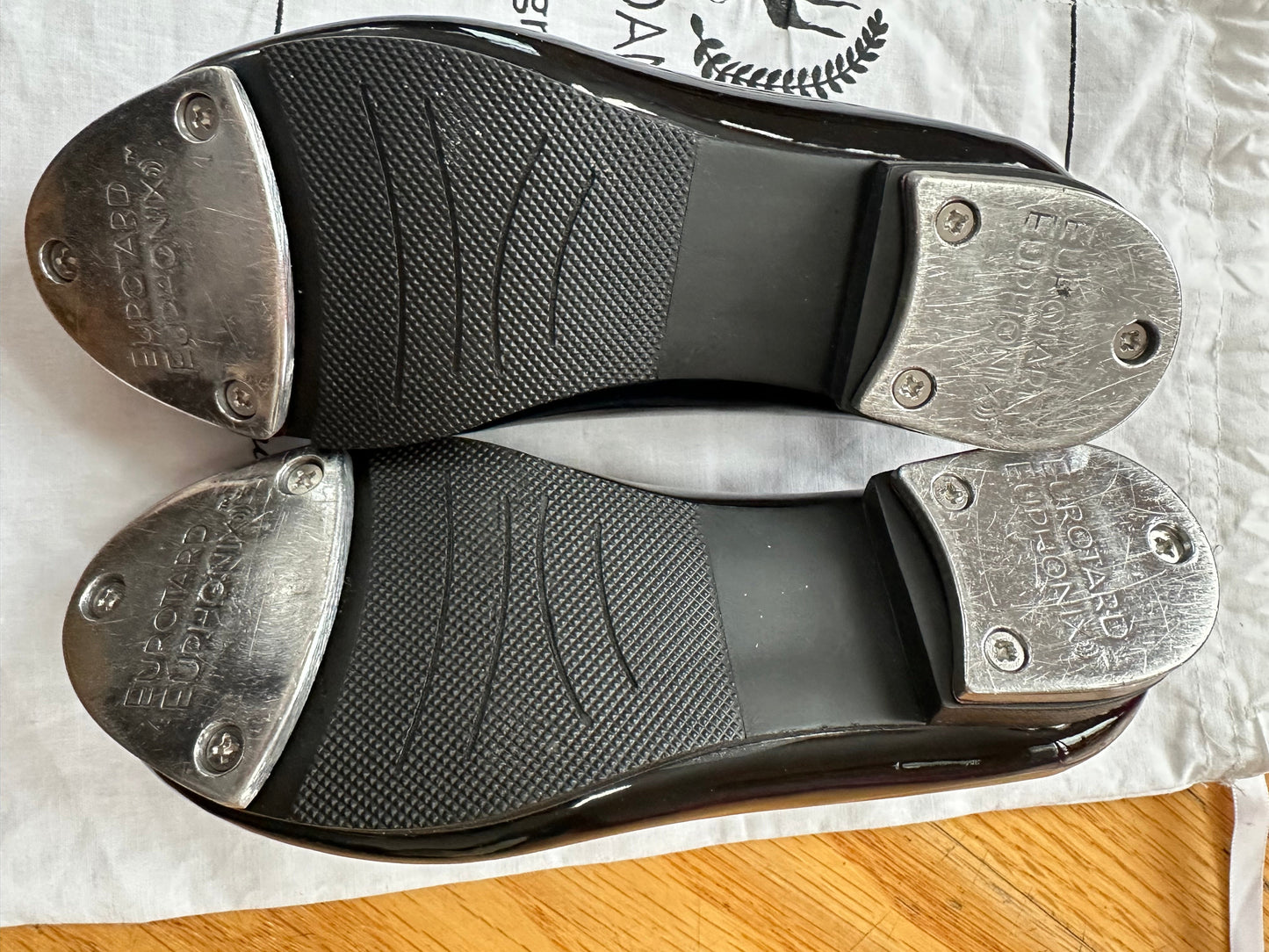 #104 Girl tap shoes 10.5 / 27.5 EU