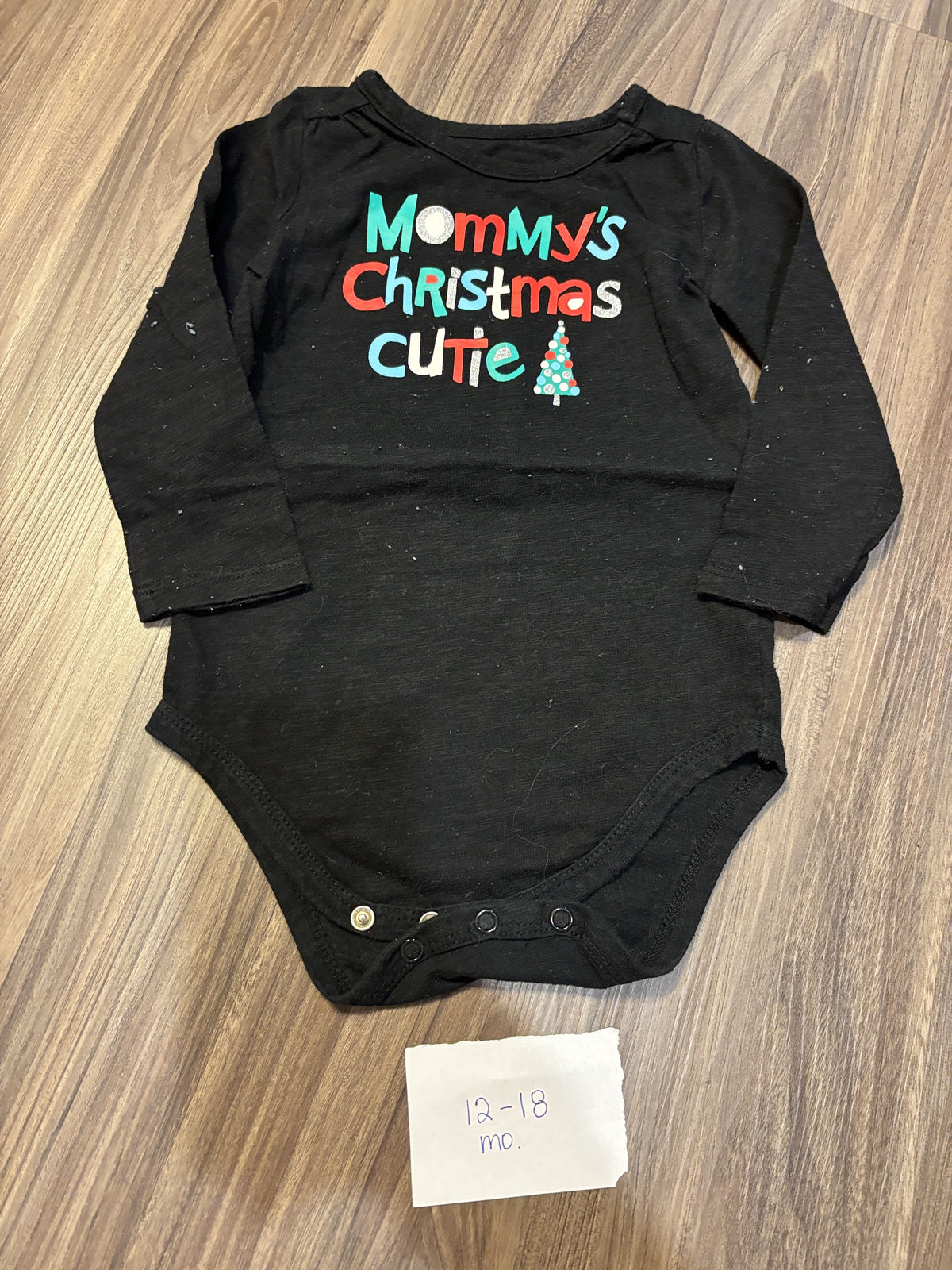 #138 - 12-18 Mo Mommy's Christmas Cutie GUC Onesie