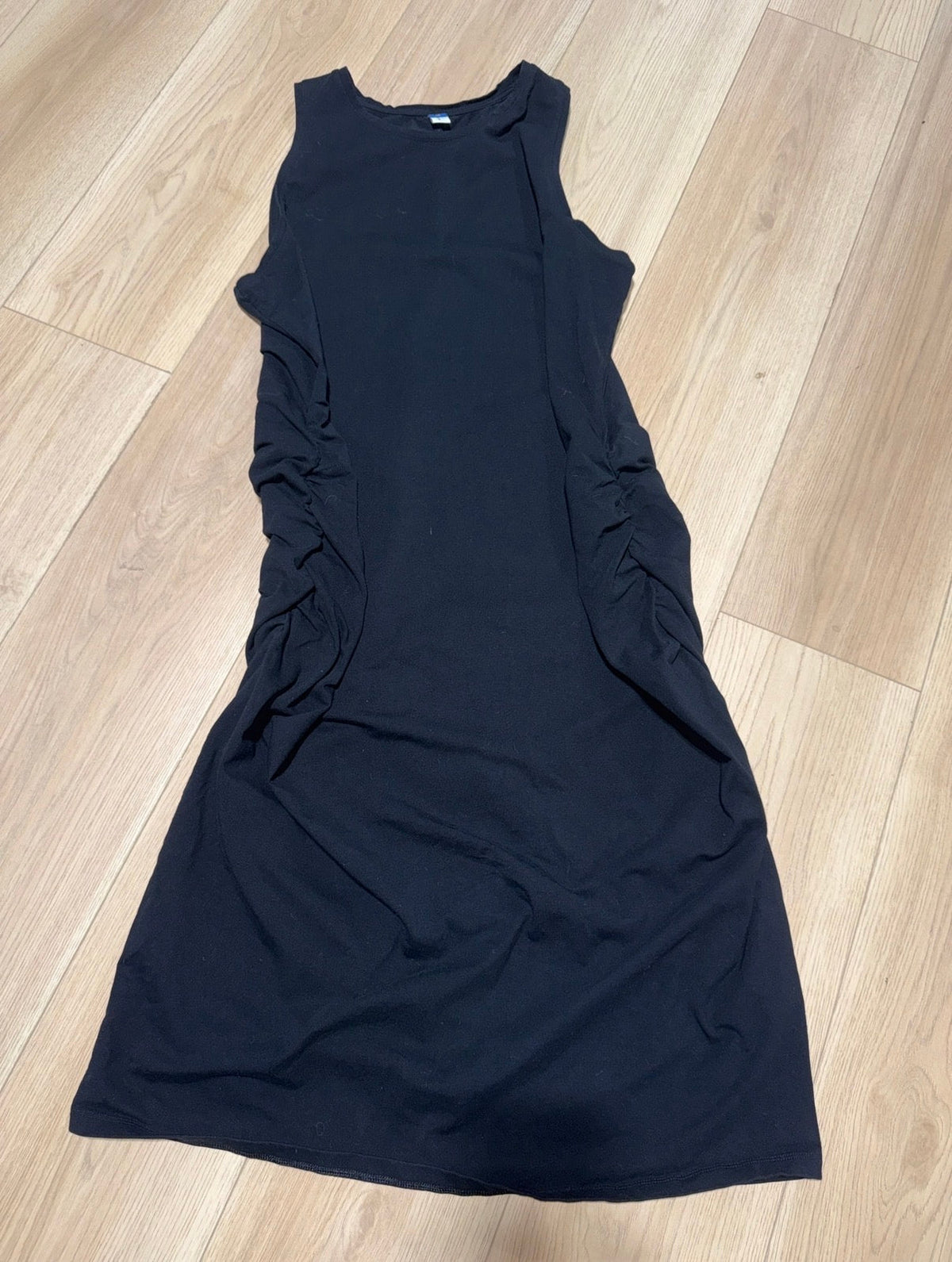 #162 Old Navy Maternity XXL Midi Dress