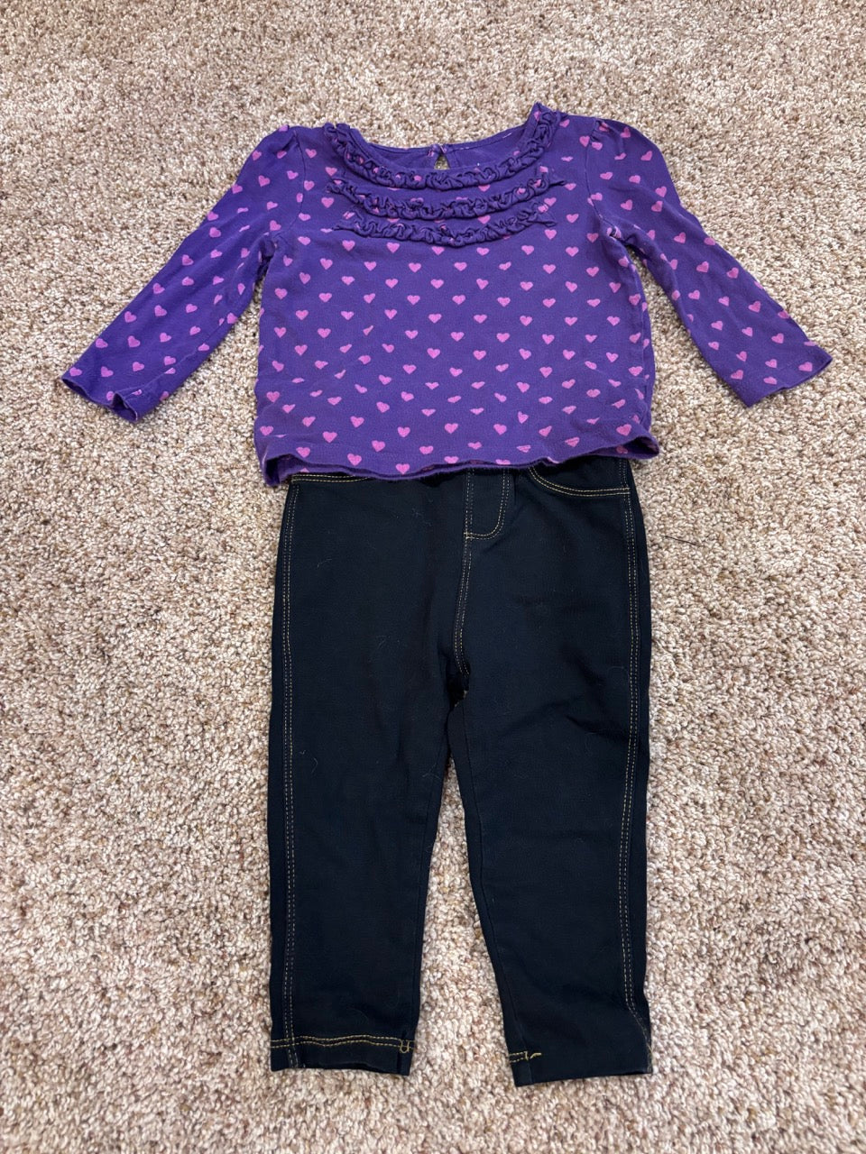 #47, girls 12-18mo baby gap outfit, jeans and long sleeve shirt