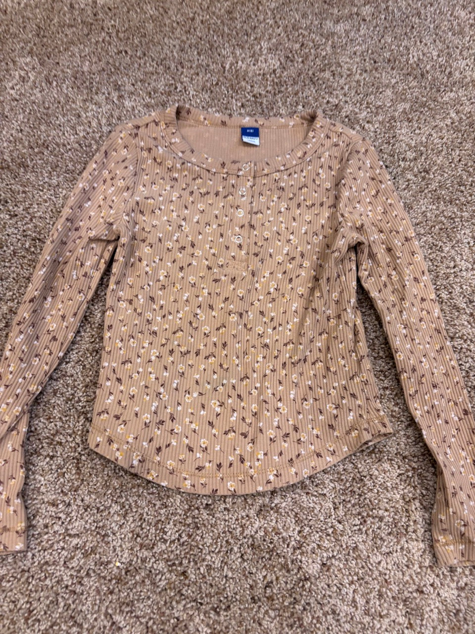 #47, girls size 8, old navy fall shirt