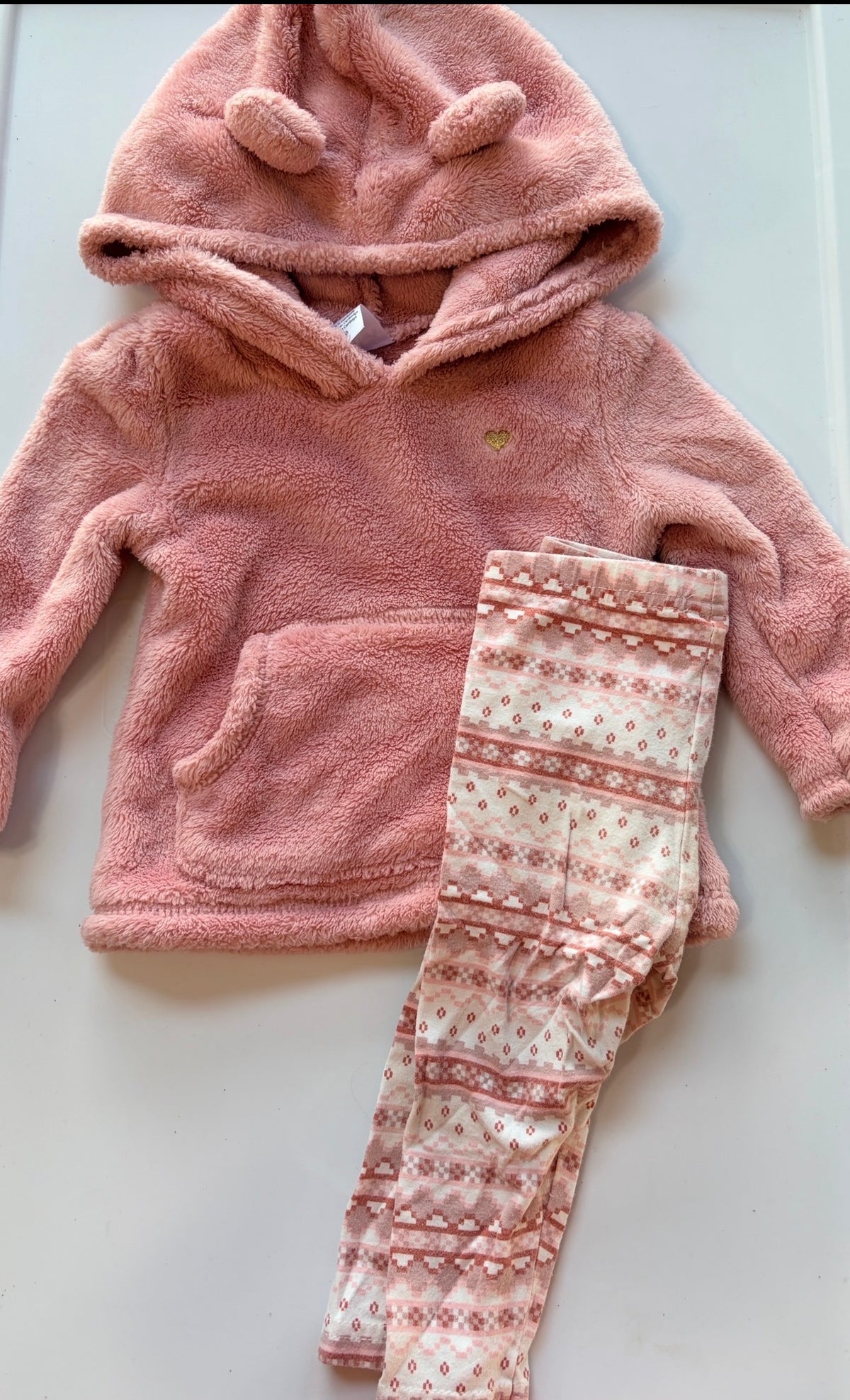 #35 12 months girls Outfit carters