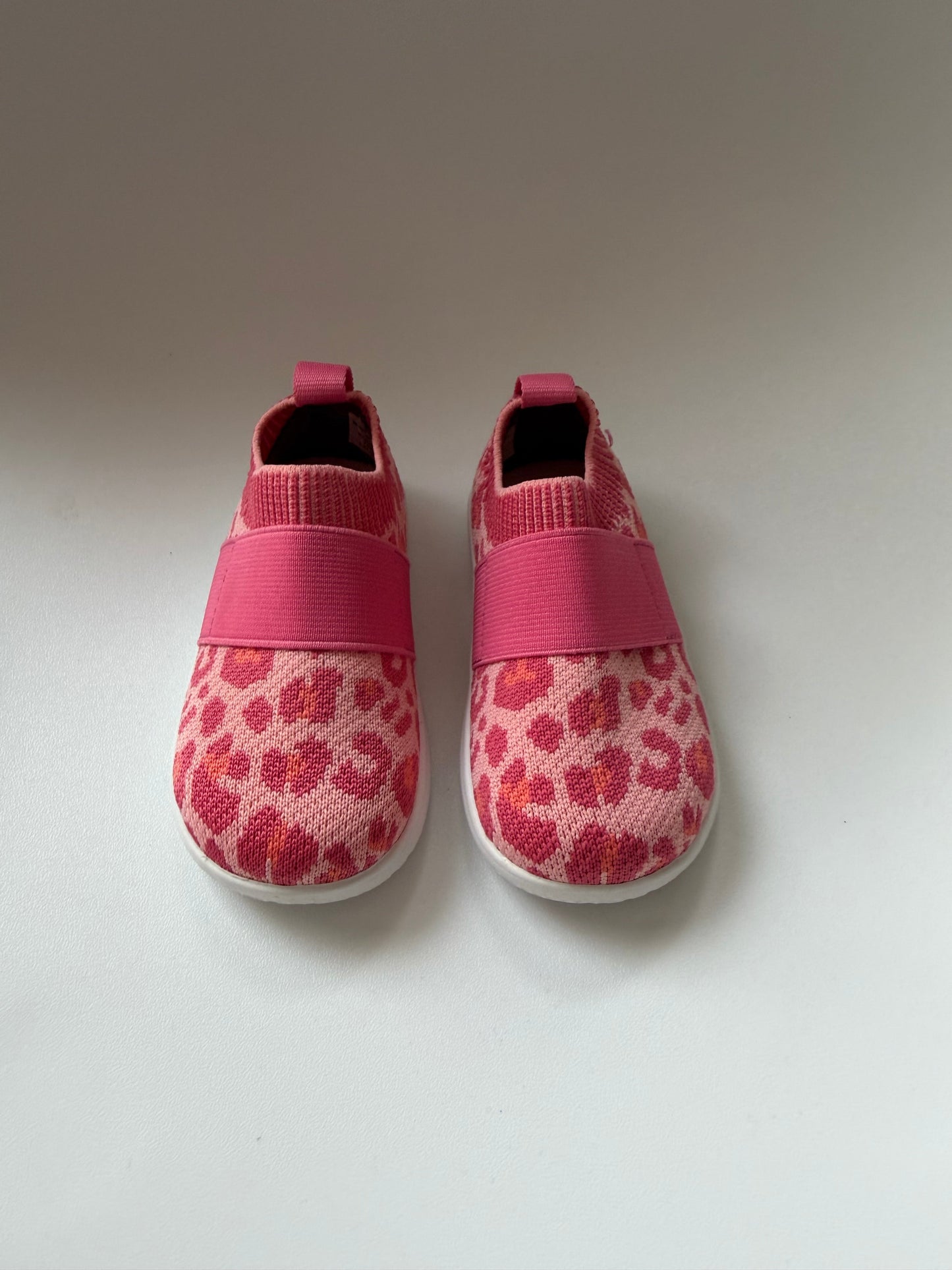 *reduced* #117, Girls Shoes size 6, Livie & Luca pink leopard, EUC