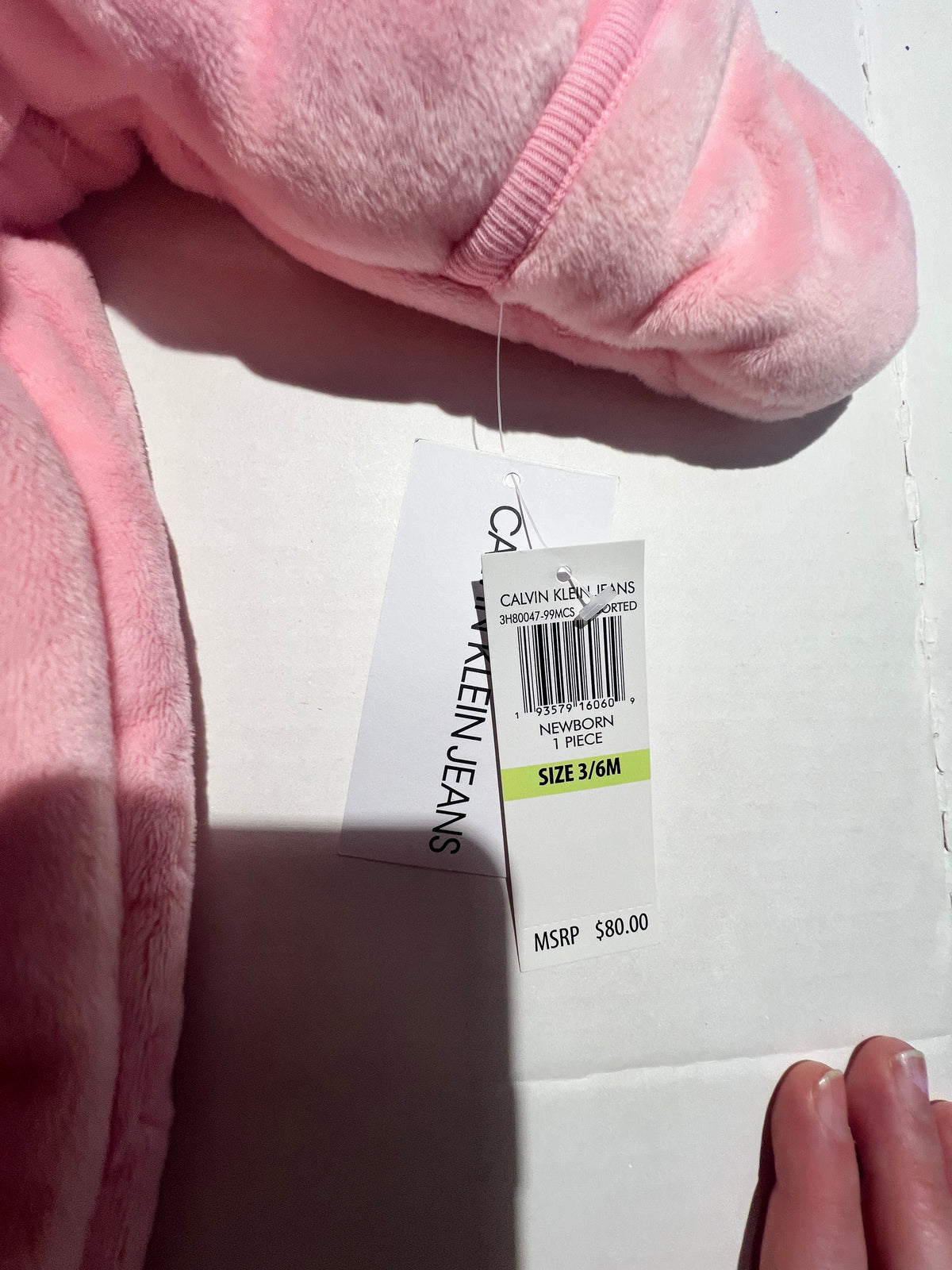 #95 Girls NWT 3-6mo Bunting Suit