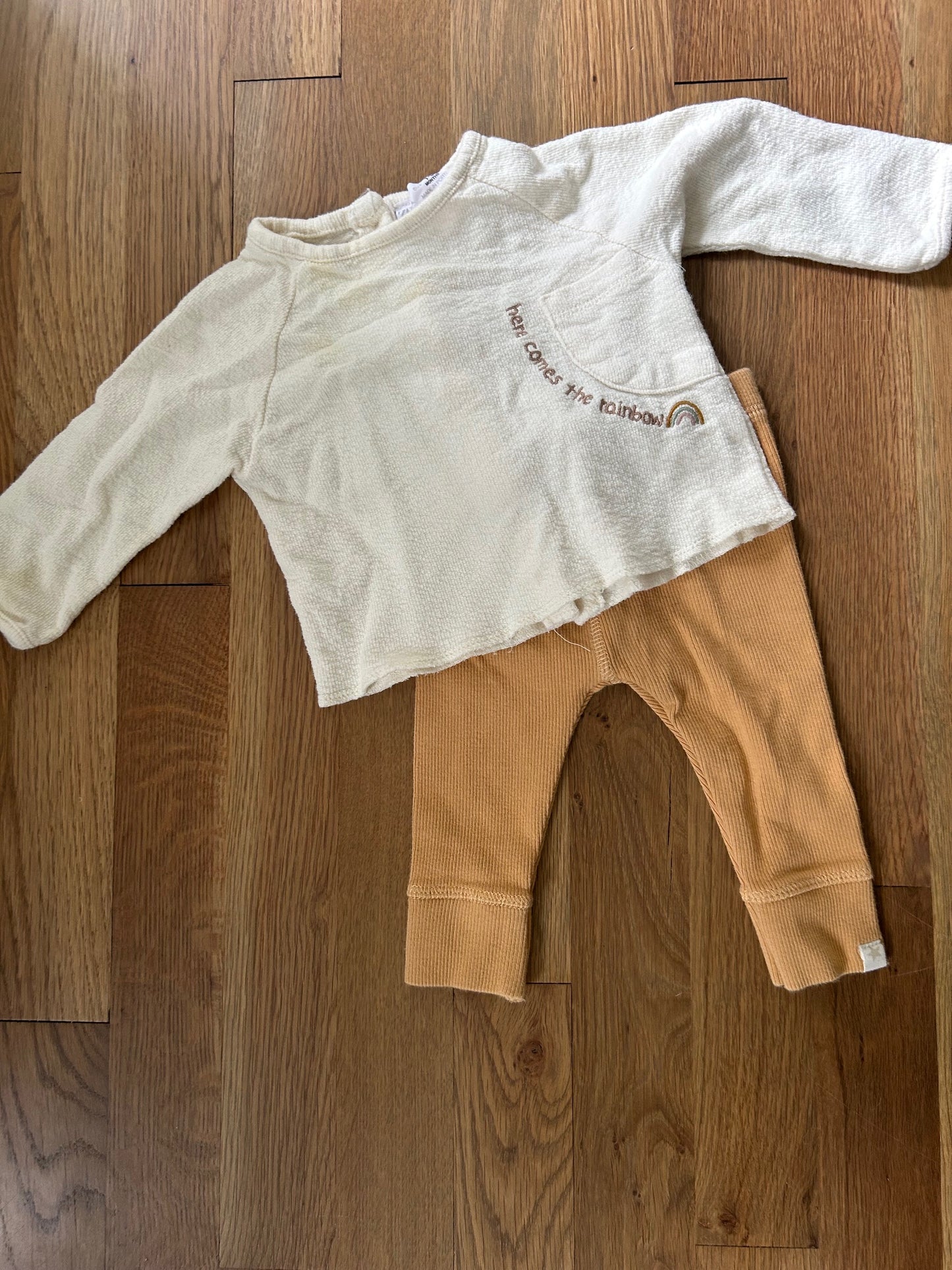 Seller #174 two piece zara set - 1-3 months