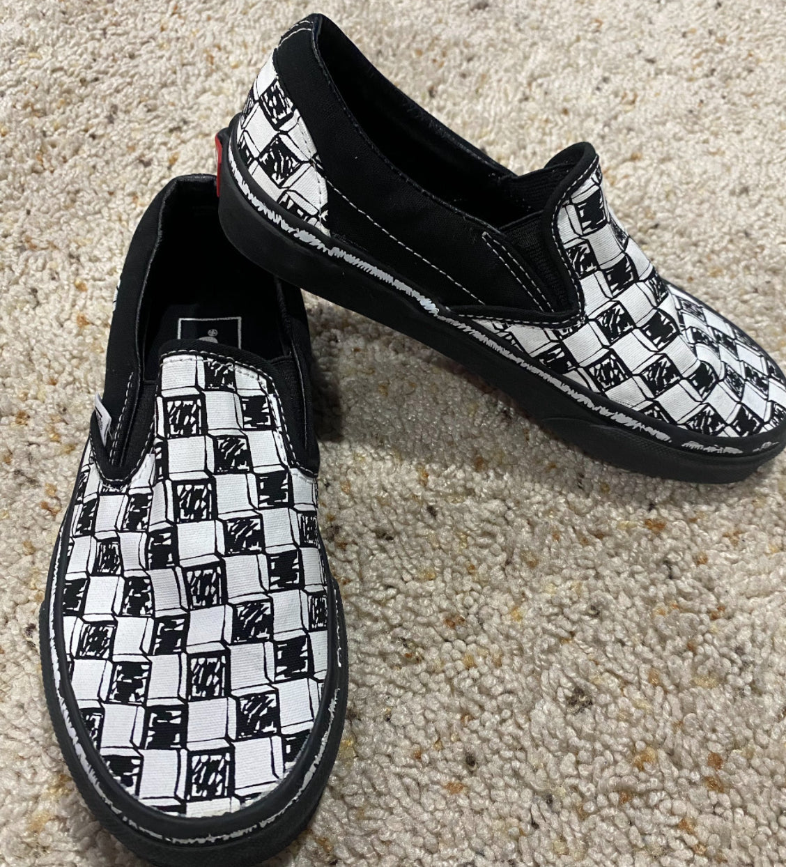Seller #121 Vans slip on Size 3.5 Like New