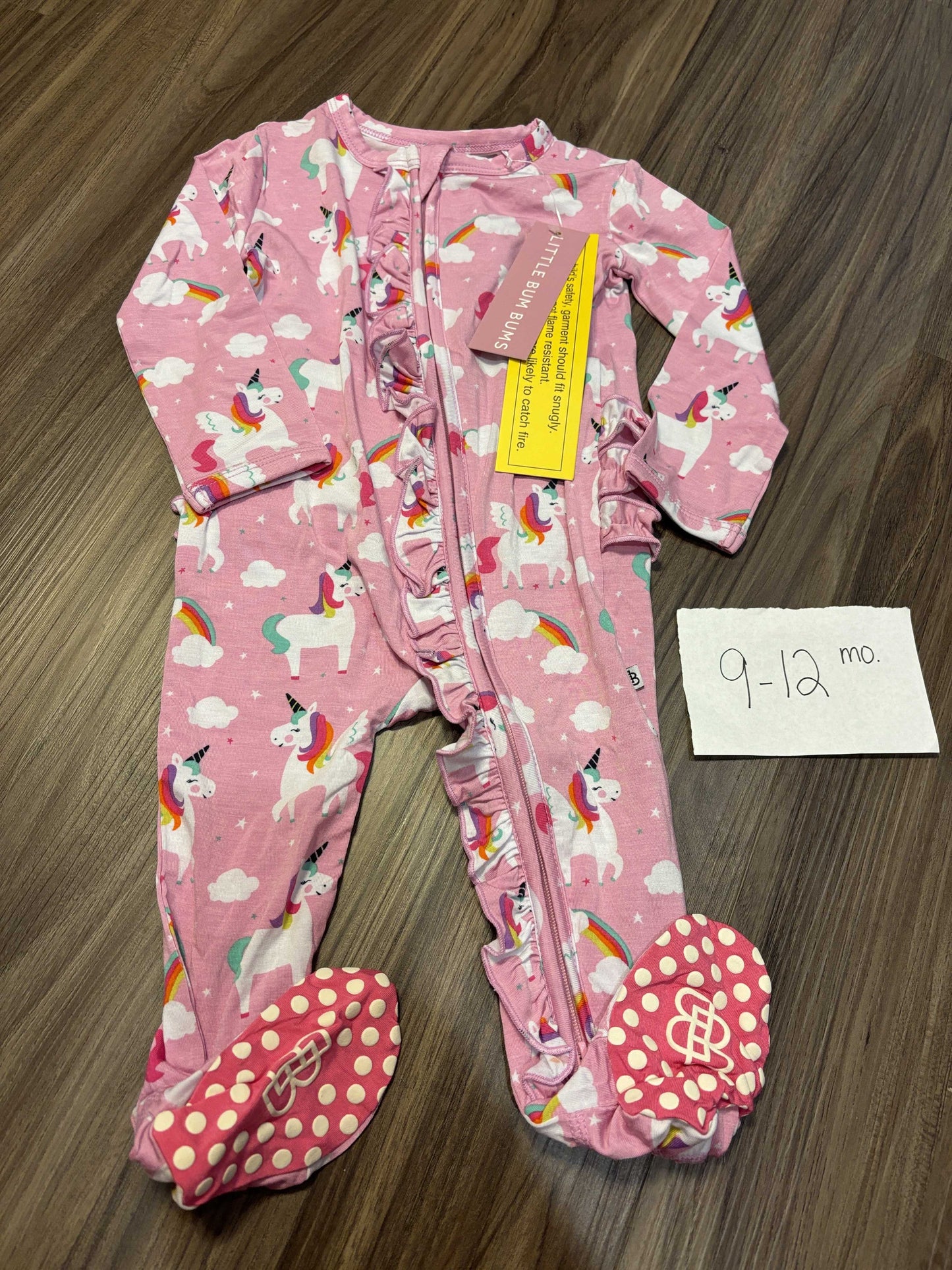 #77 - 9-12 Mo - NWT Bums & Roses - Fairy Tail Zippy