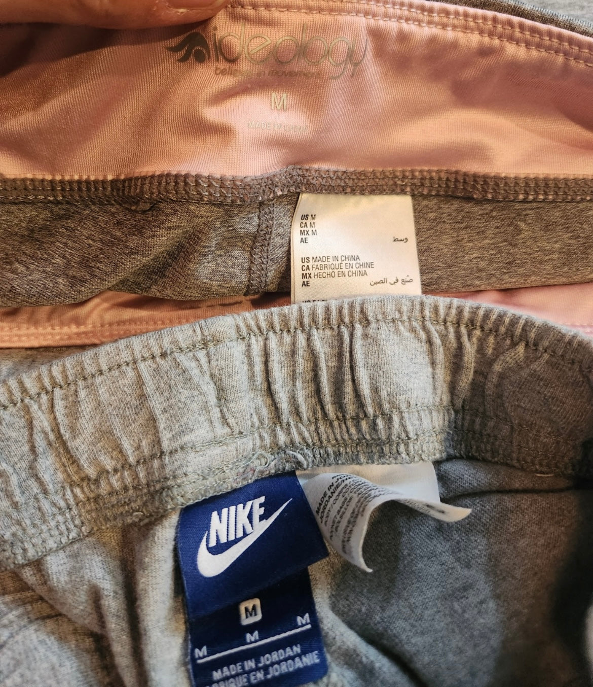 Seller #121 Girls sweatpants (Nike and Ideology) size Medium