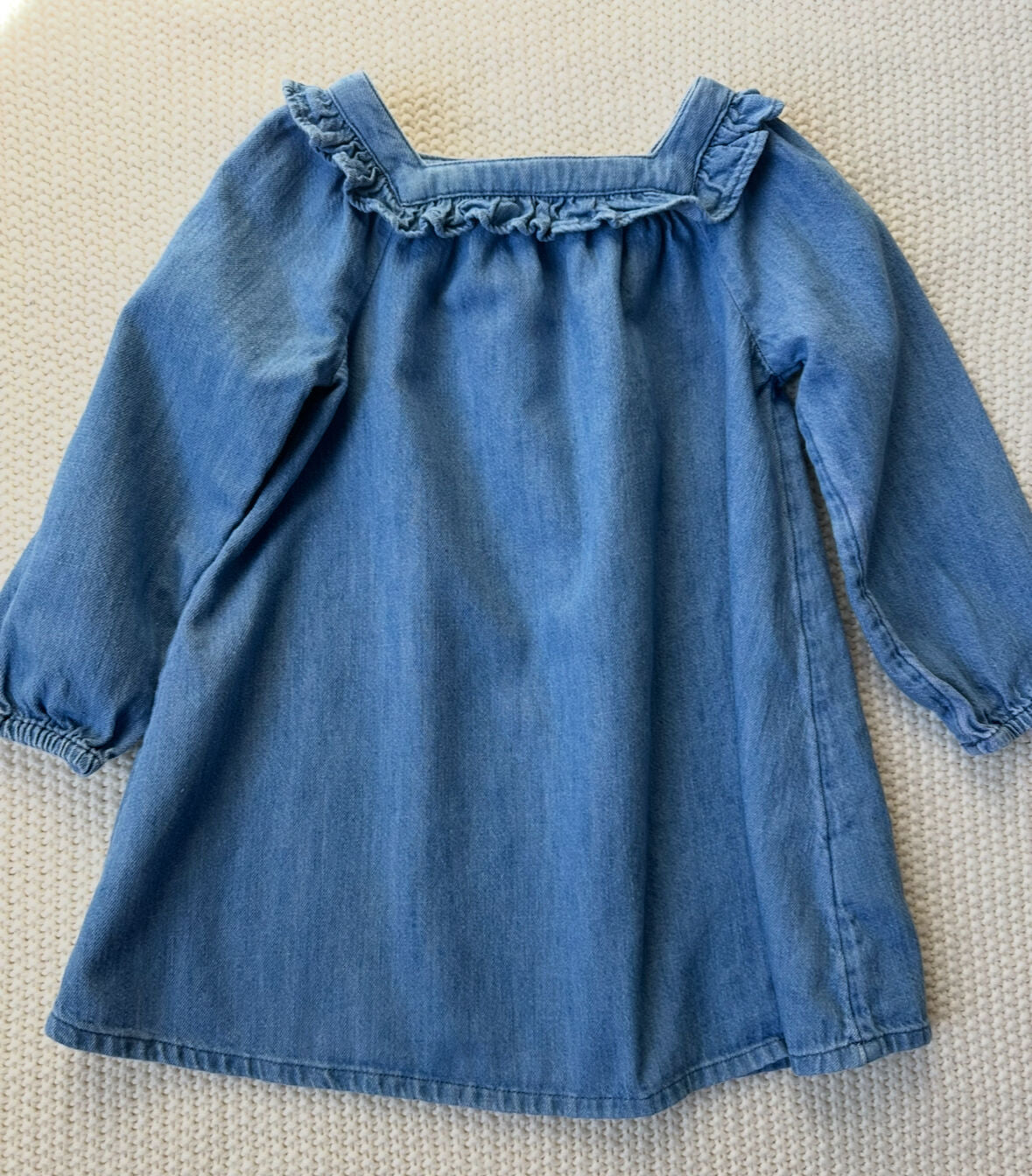 #93 Old Navy L/S Denim Ruffle Neck Dress Girls 3T
