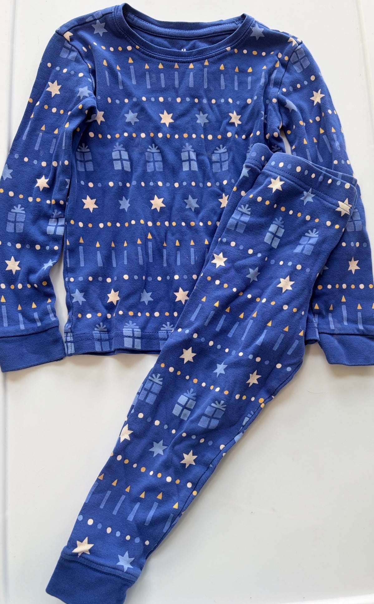 #35 4t holiday pajamas gender neutral primary