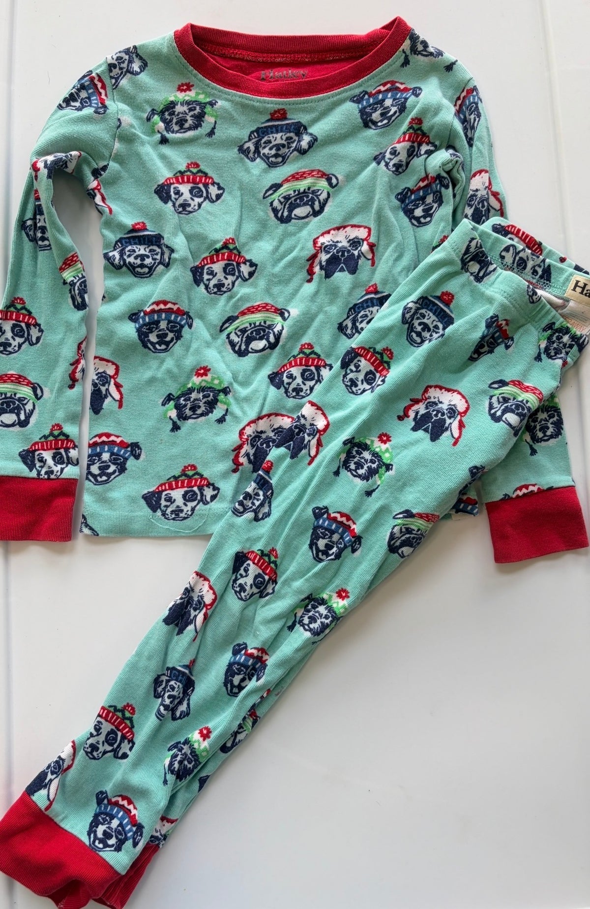 #35 boys 4t holiday pajamas