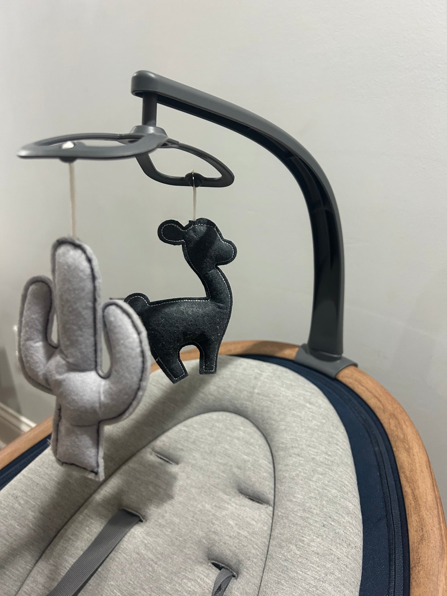 Seller #21 Maxi-Cosi Cassia Baby Swing