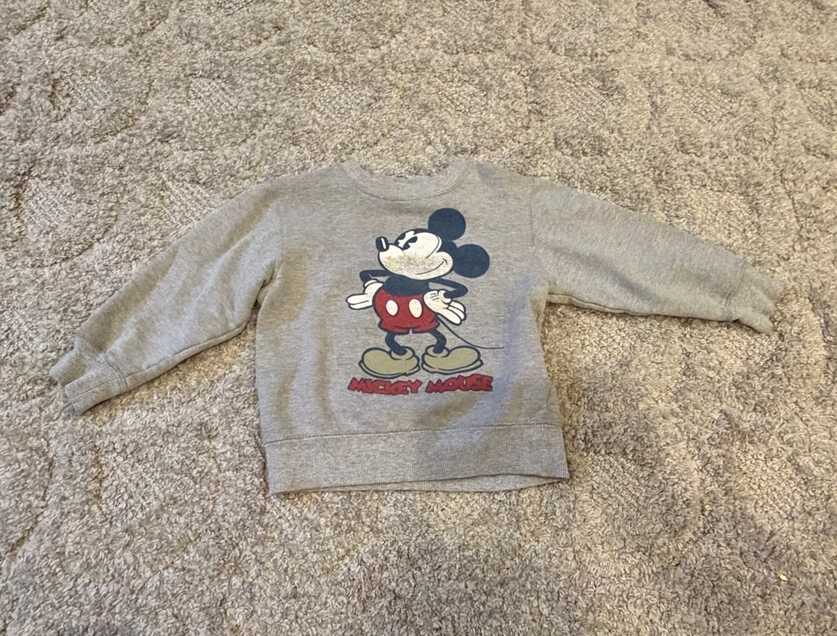 16 - Mickey Mouse Sweatshirt - XS