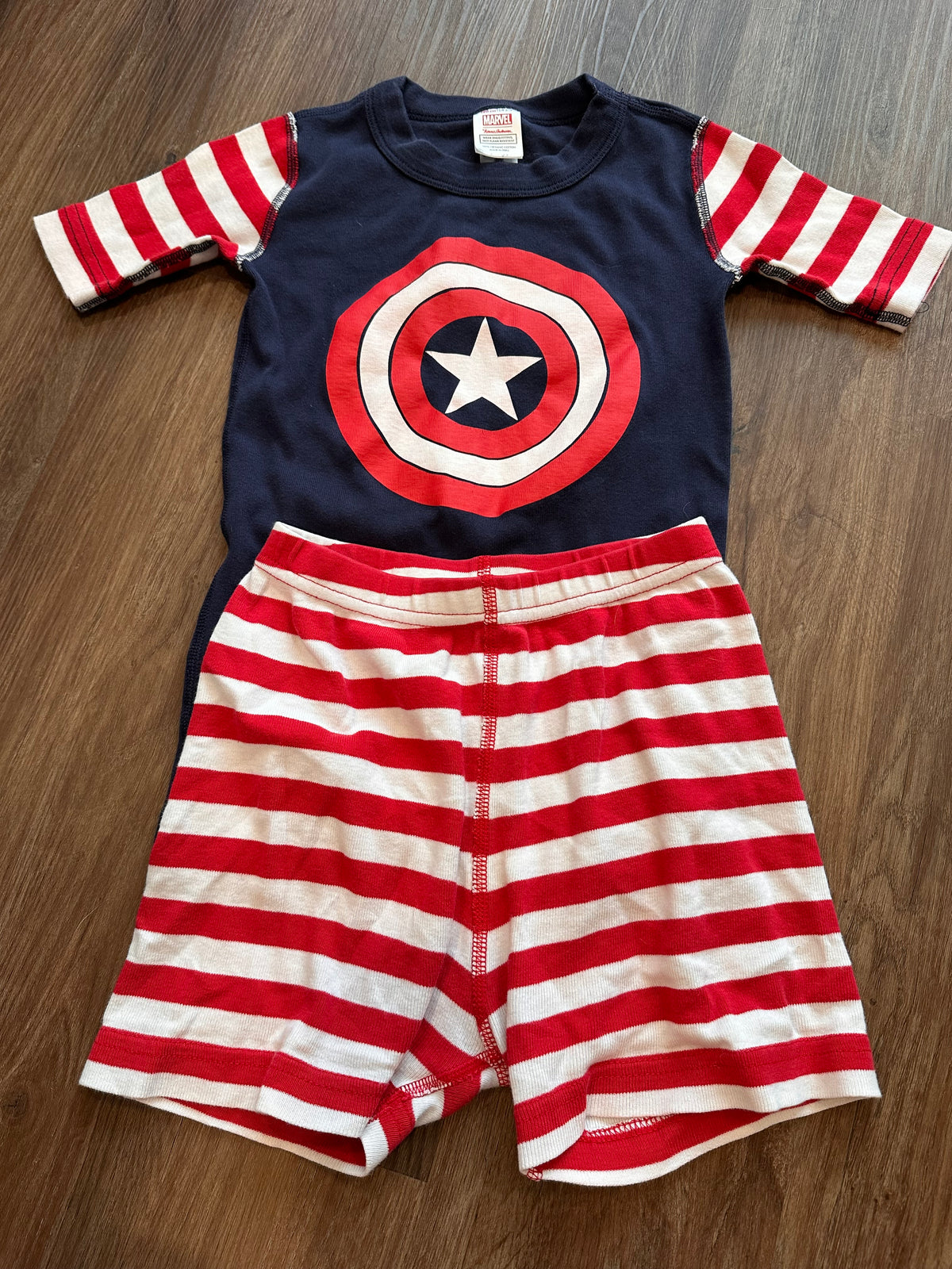 #24 size 6-7 Hanna Andersson pajamas
