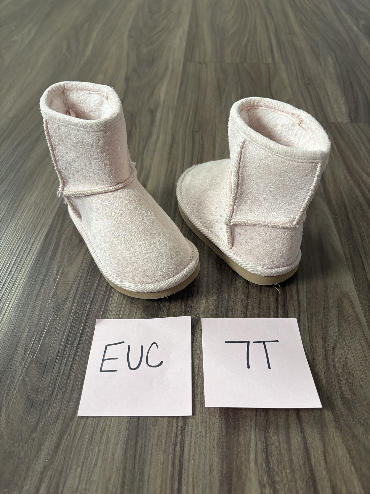 #138 - 7T Shoe EUC Pink Boots