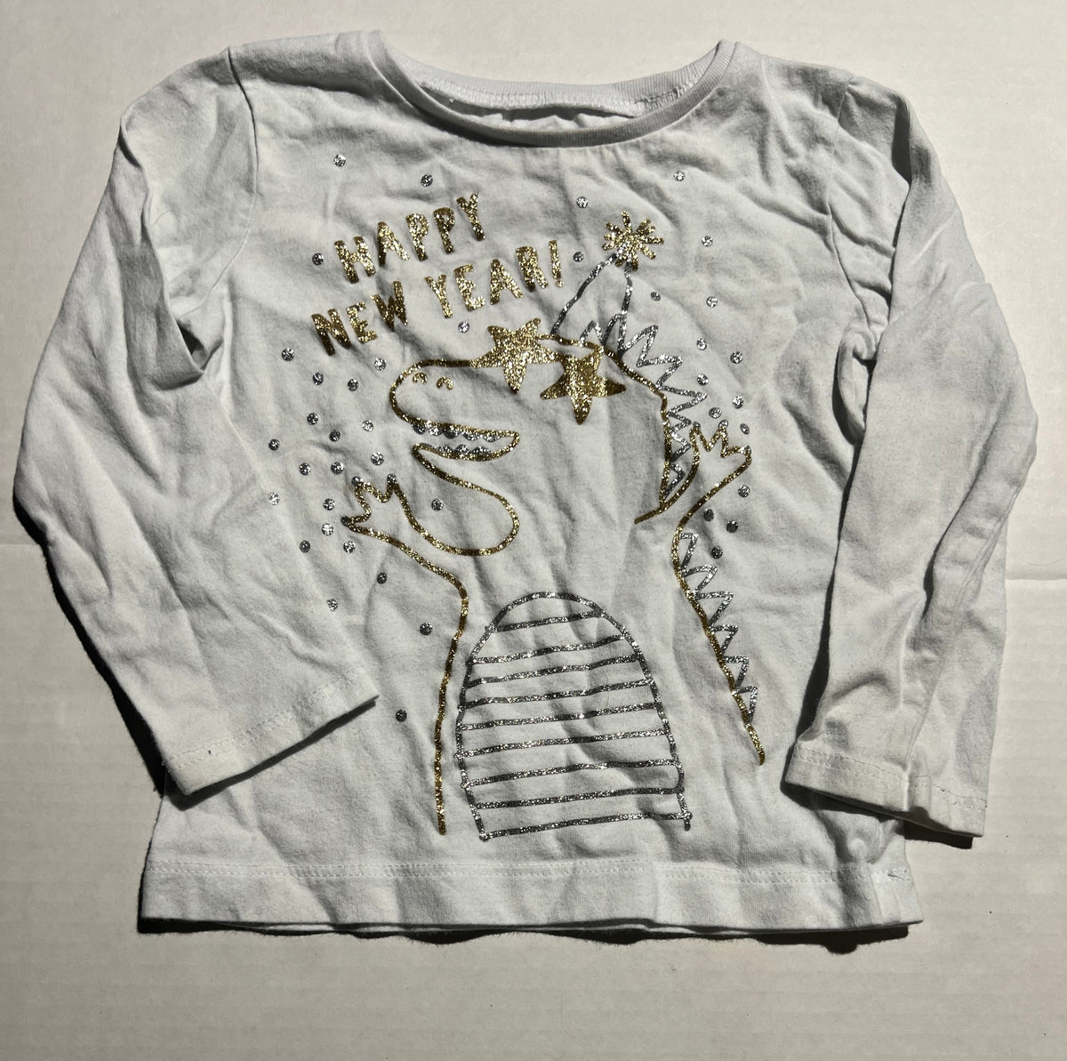 #95 Girls 2T New Years Shirt