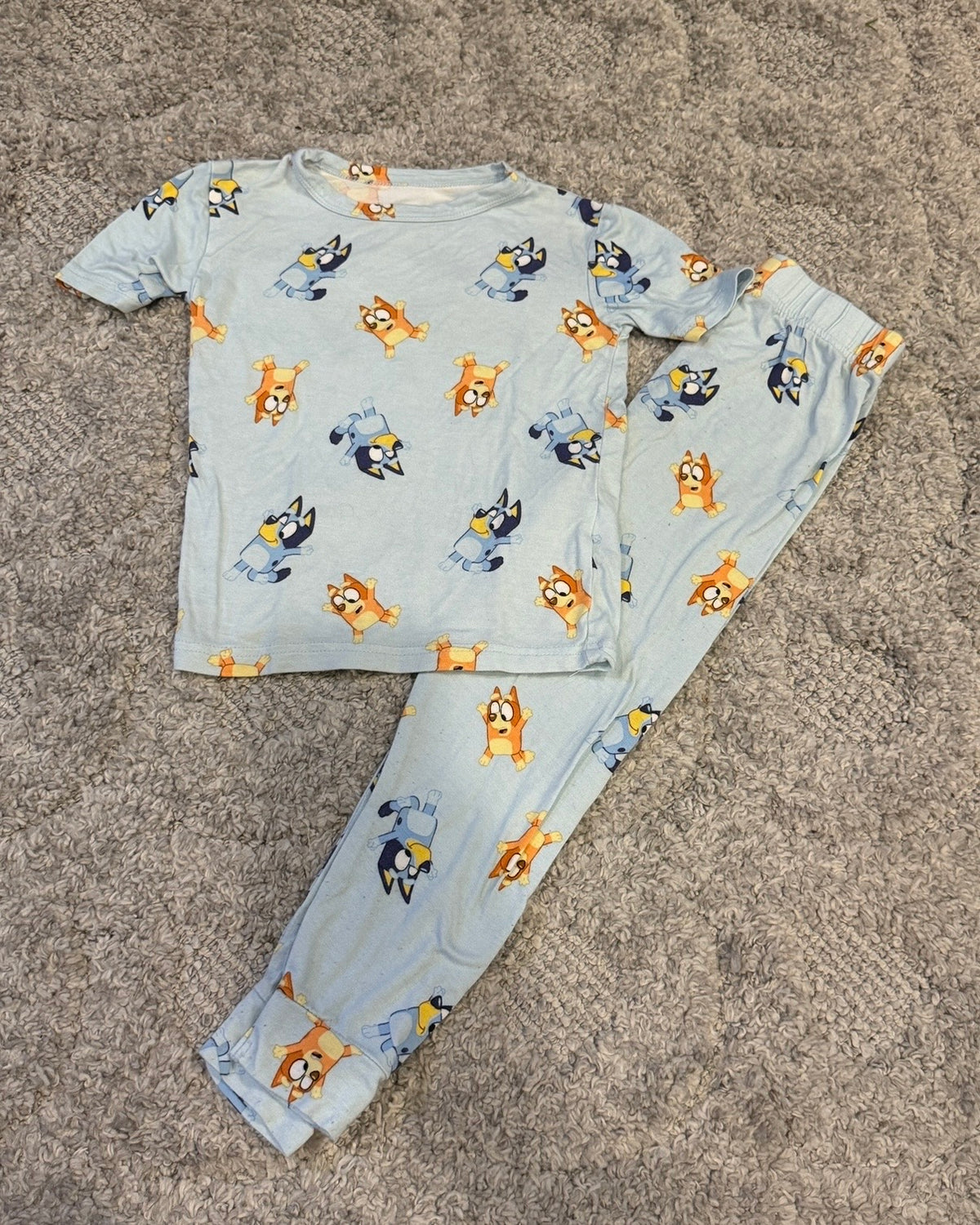 16 - Bluey Jammies - 5T