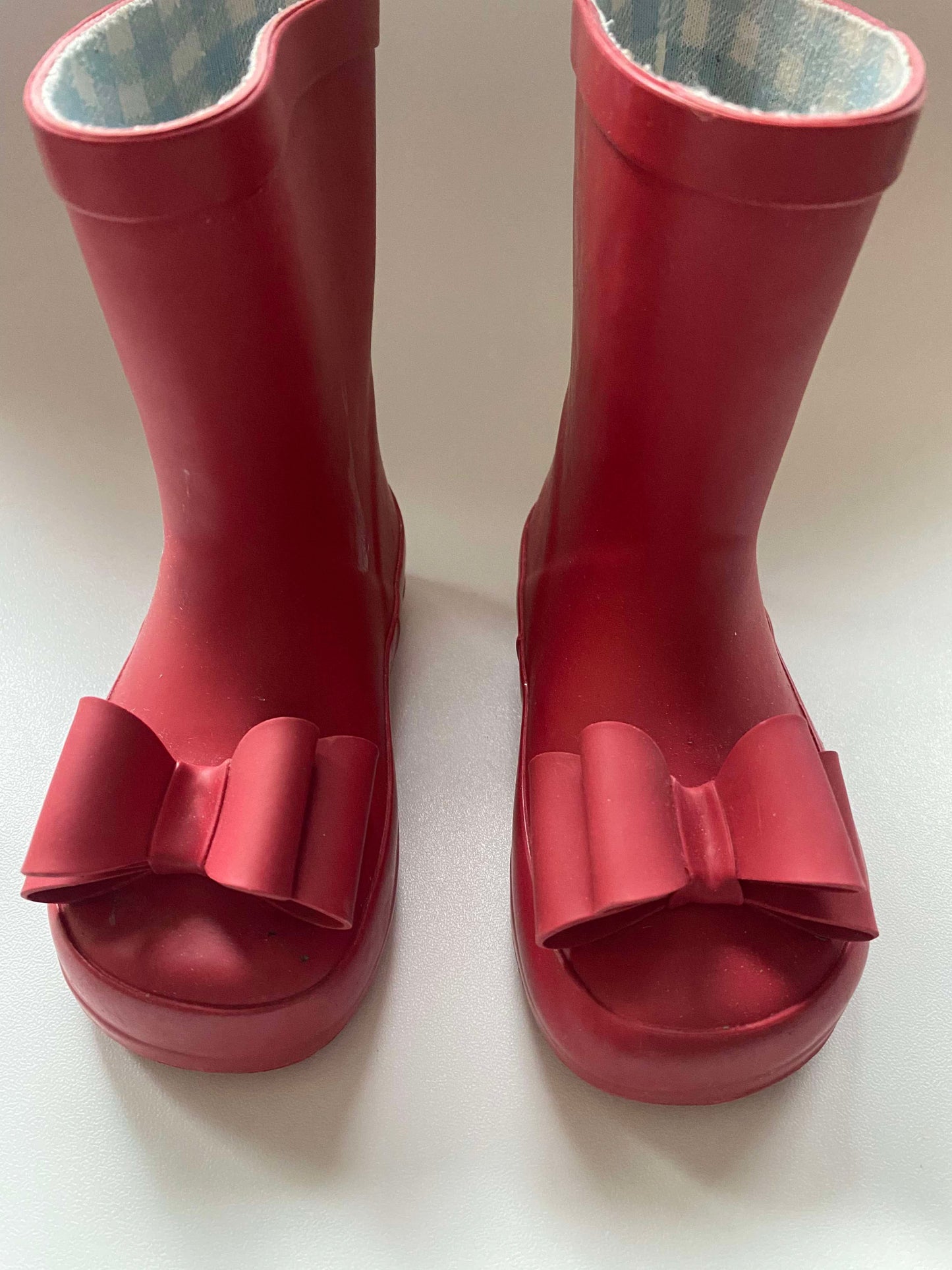 #117, Whim + Wander red rain boots, Girls Size 7c