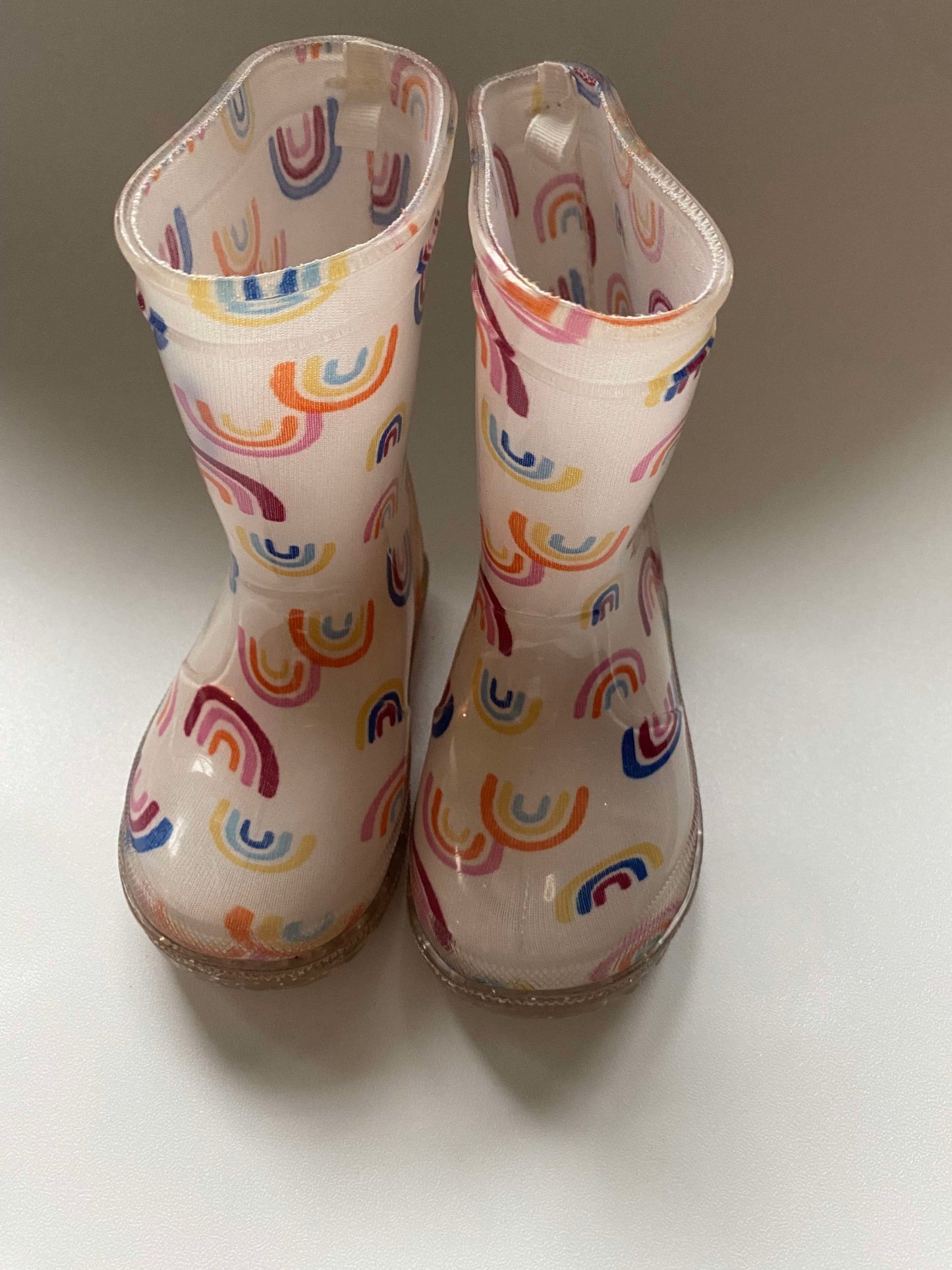 #117, Old Navy Rainbow Print Rainboots toddler Girls Size 5