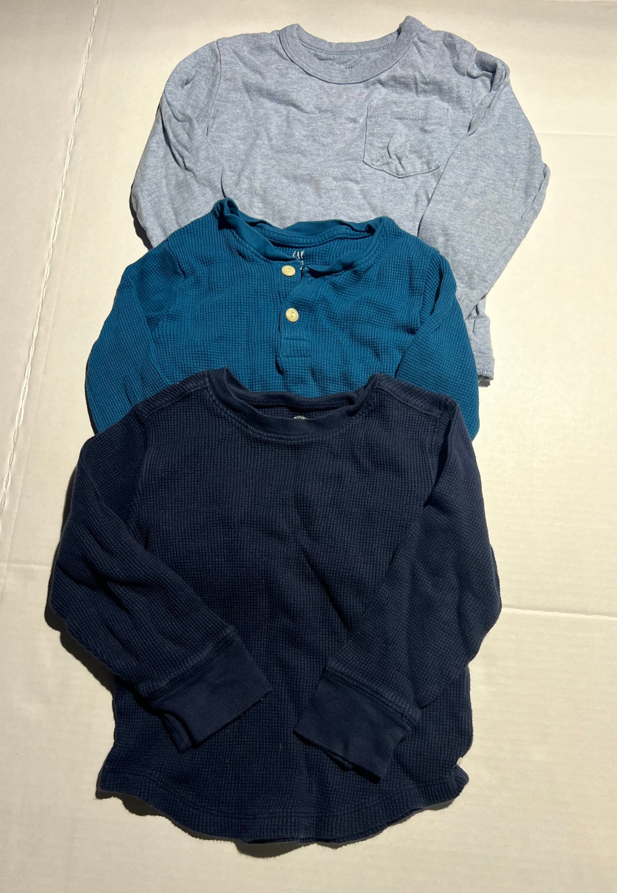 #95 Boys 3T Gap Shirts