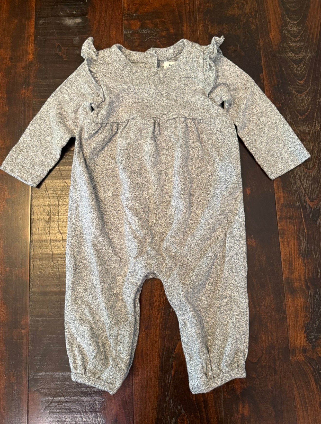 #83 Baby Gap Gray Long Sleeve Romper - Infant 6-12 Month