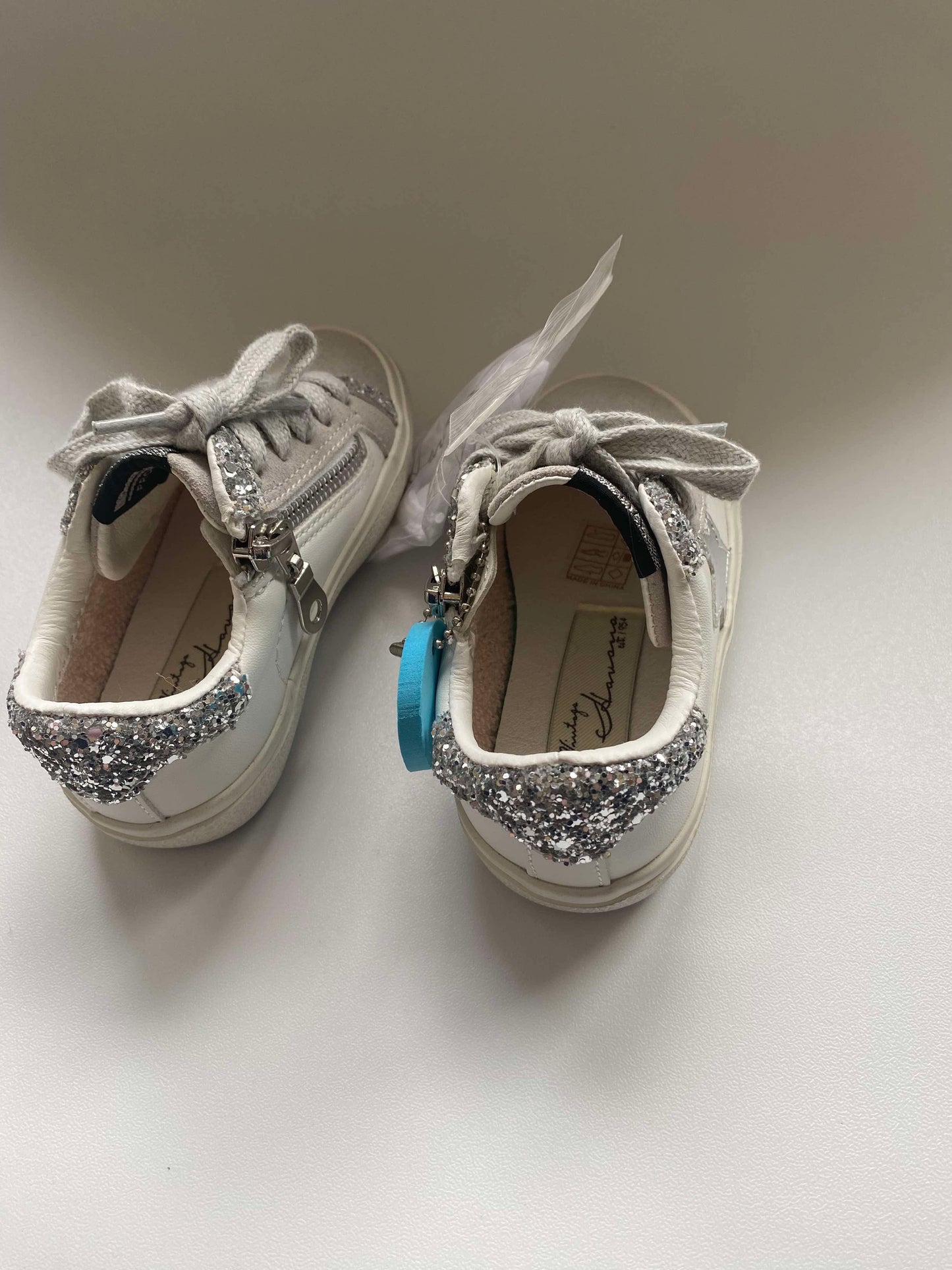 #117, Size 8c, Vintage Havana grey/silver sparkle shoes, NEW