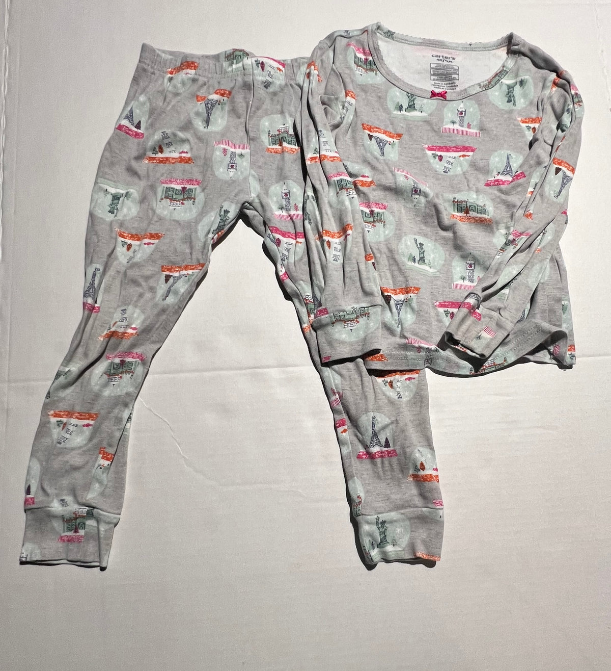 #95 Girls Caters 4T Winter Pj Set